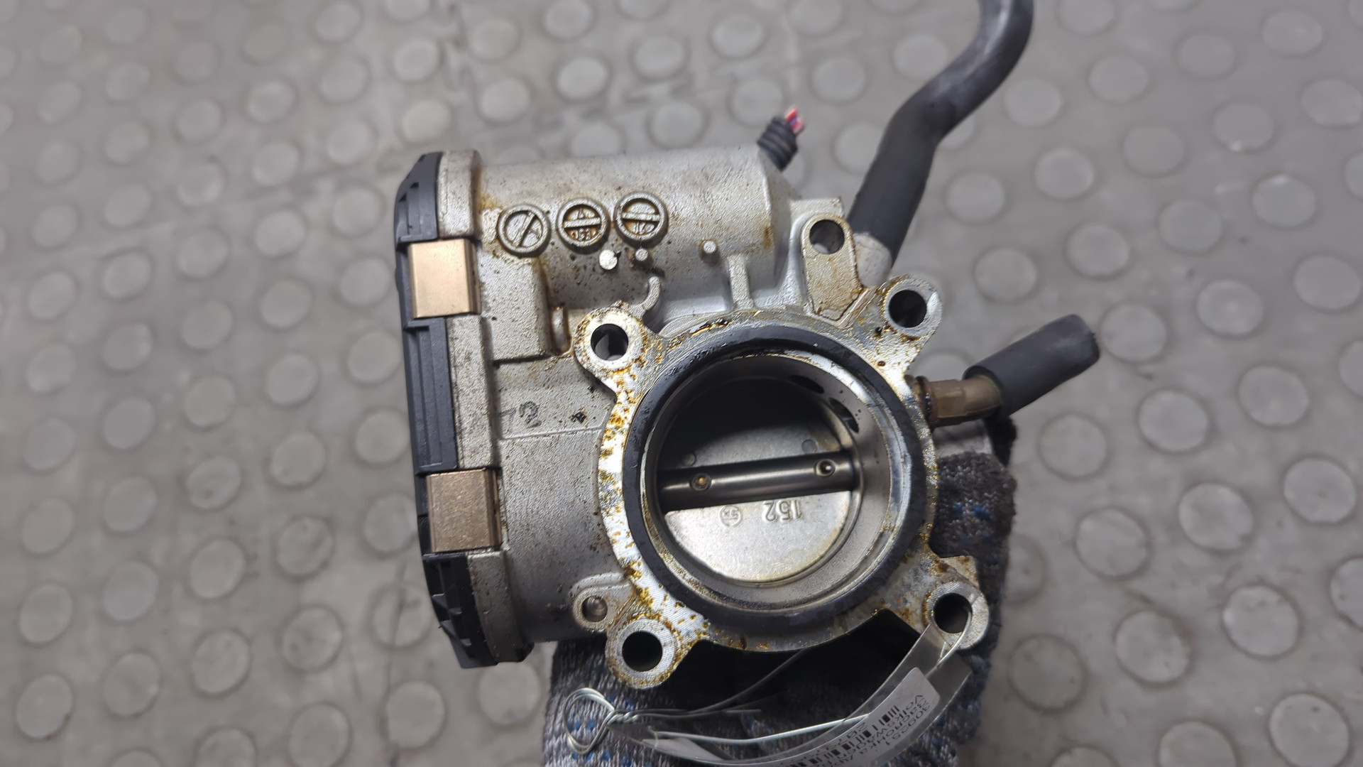 Заслонка дроссельная электрическая