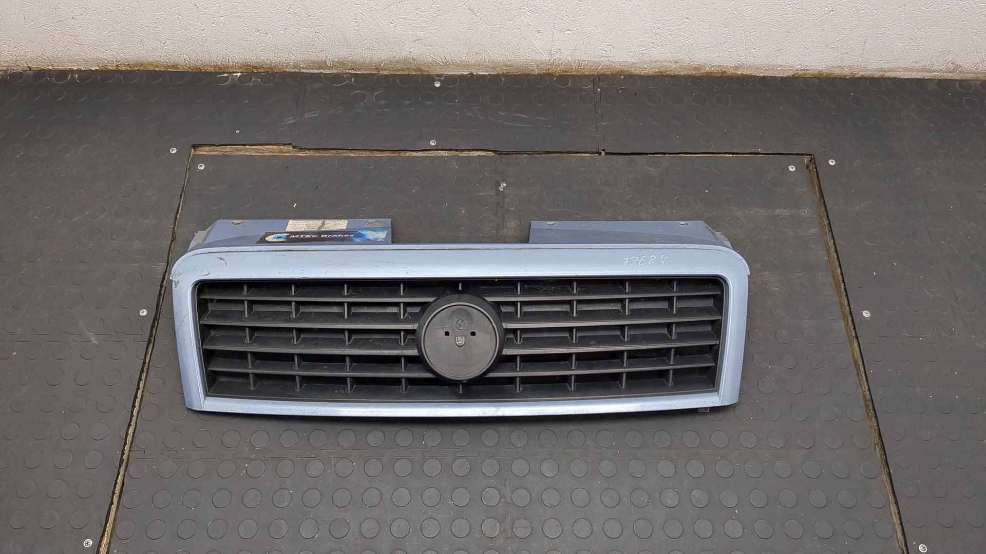 Решетка радиатора