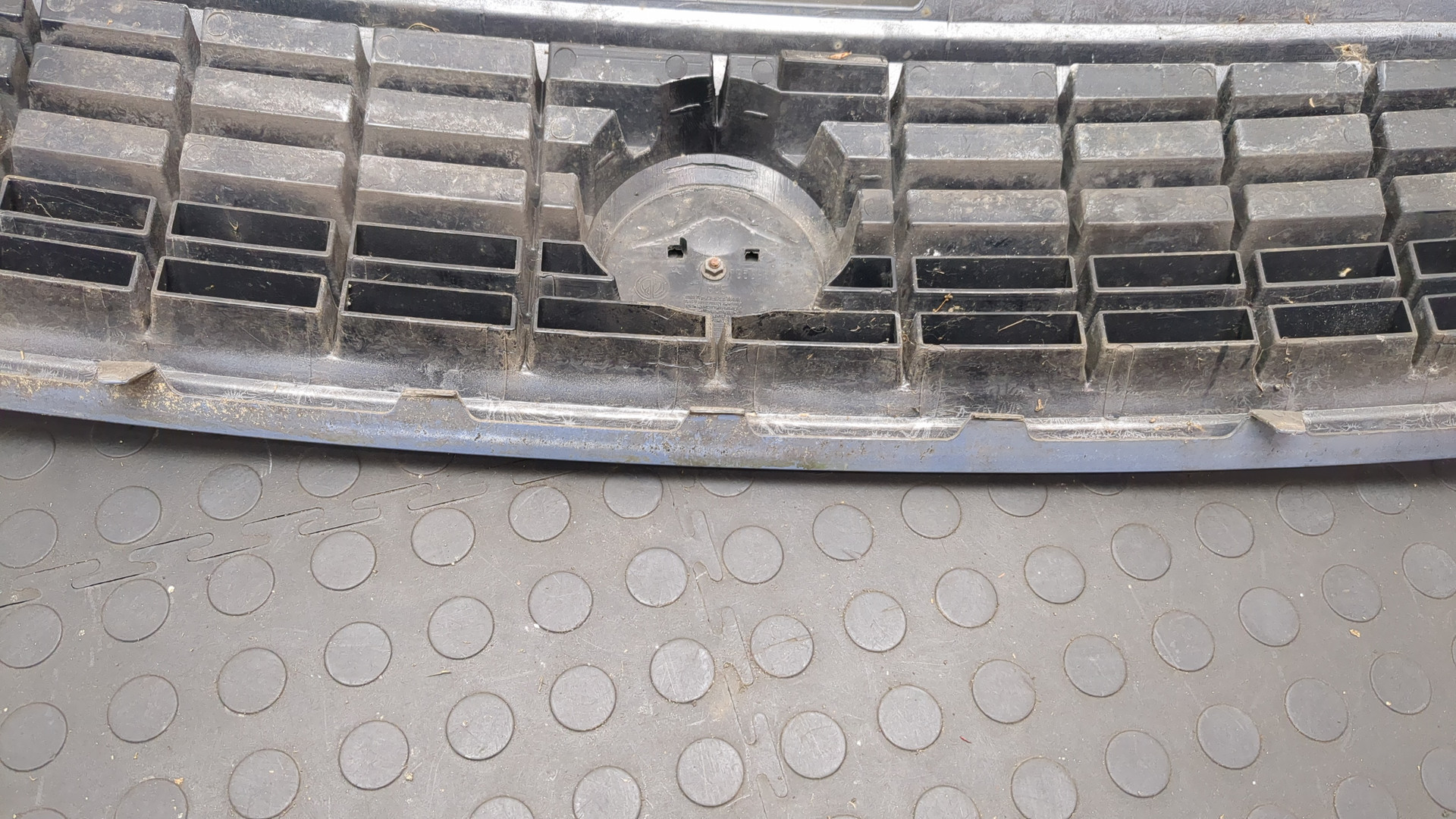 Решетка радиатора