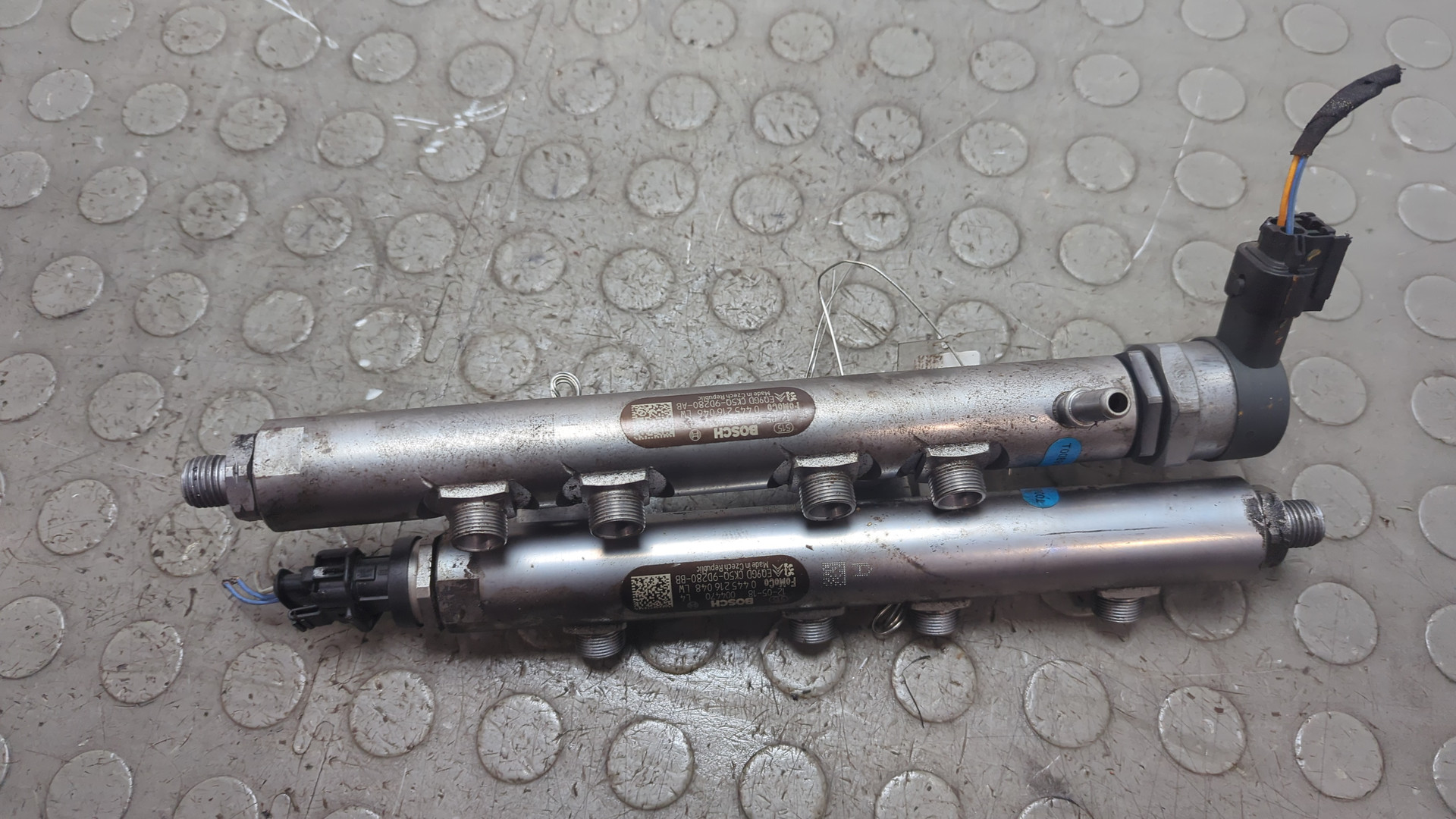 Рейка топливная (рампа)