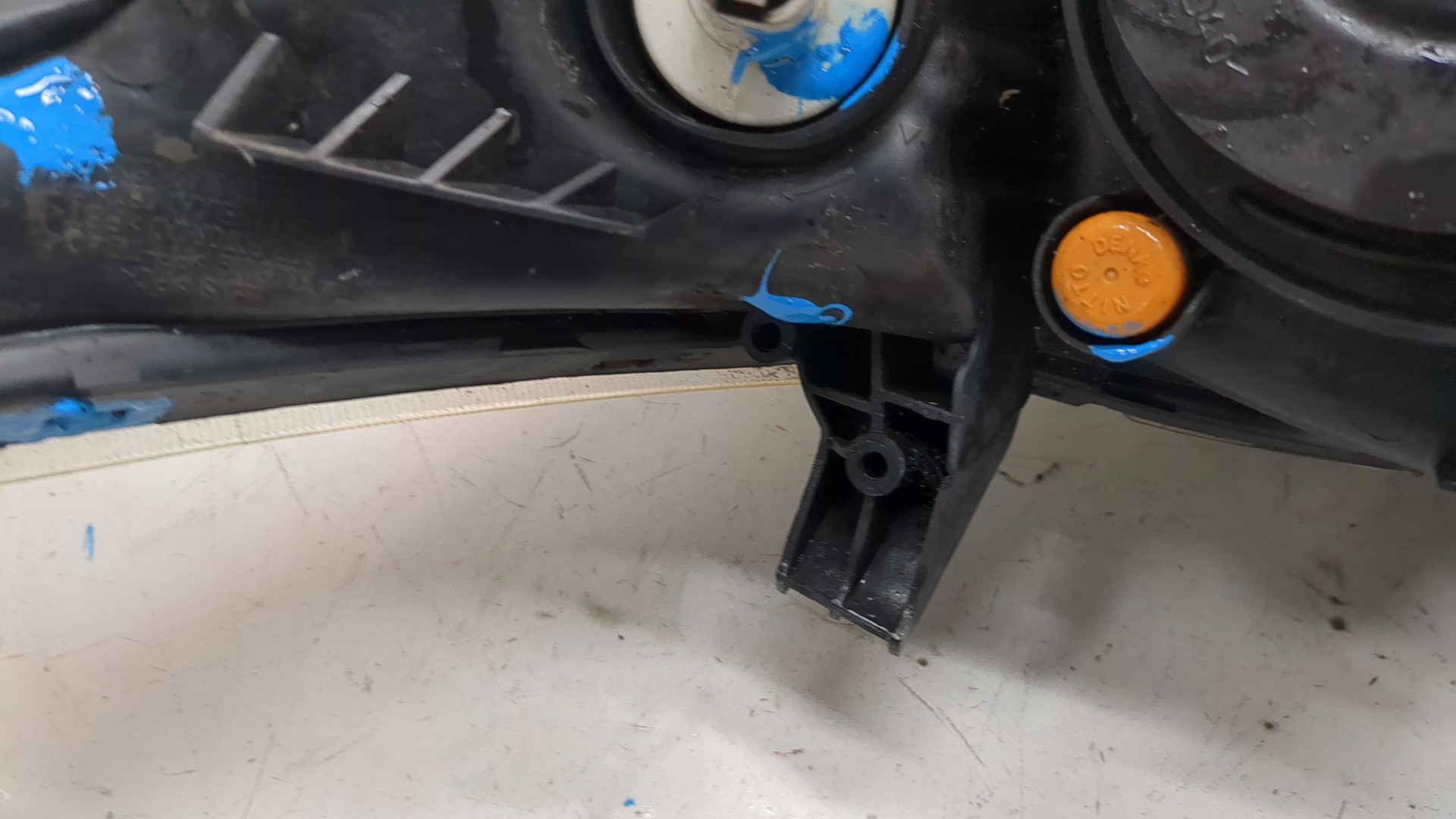 Фара правая