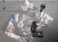 7N0831401 Петля двери Skoda Yeti 2009-2018 20798226 #1