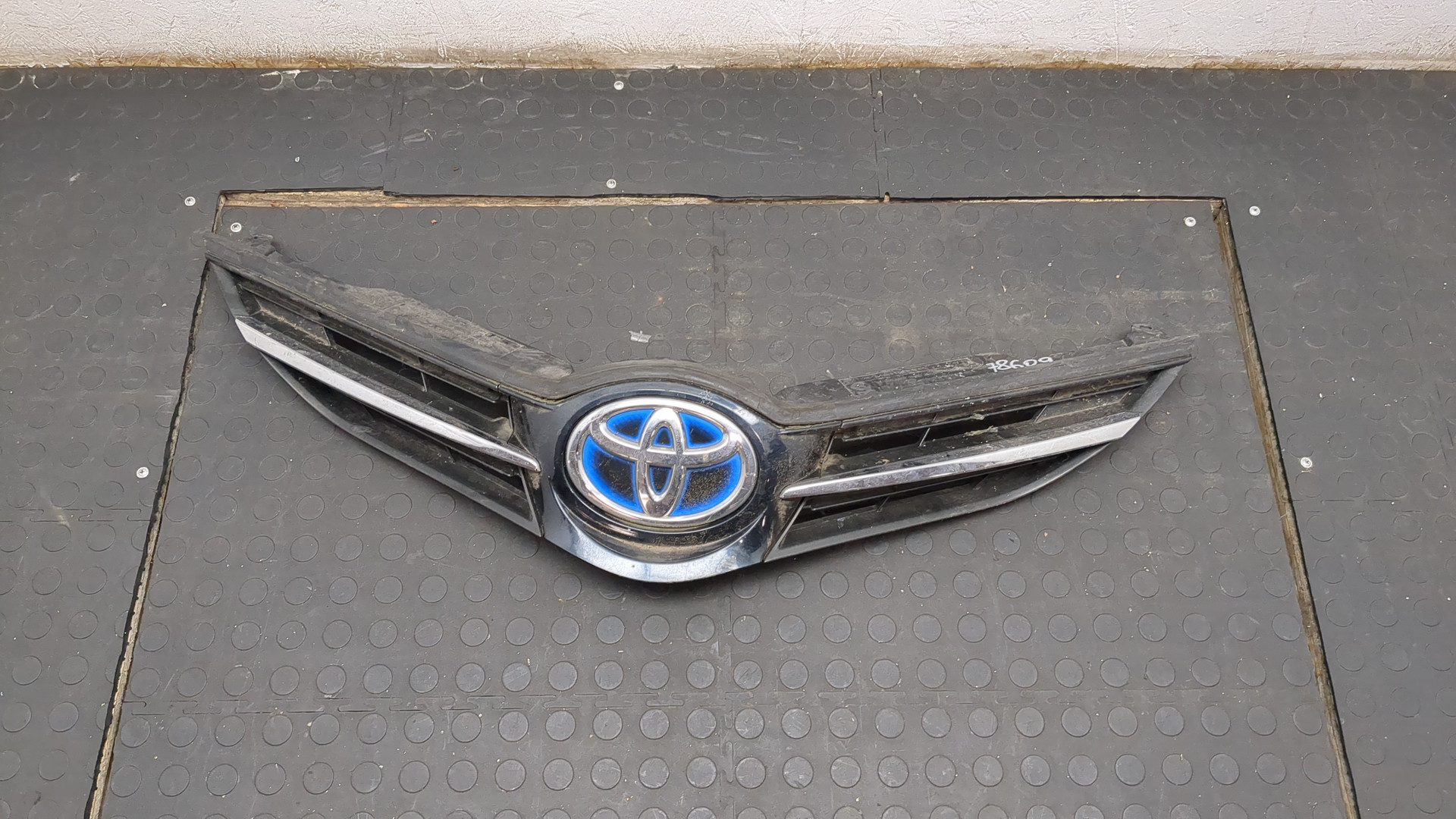 Решетка радиатора