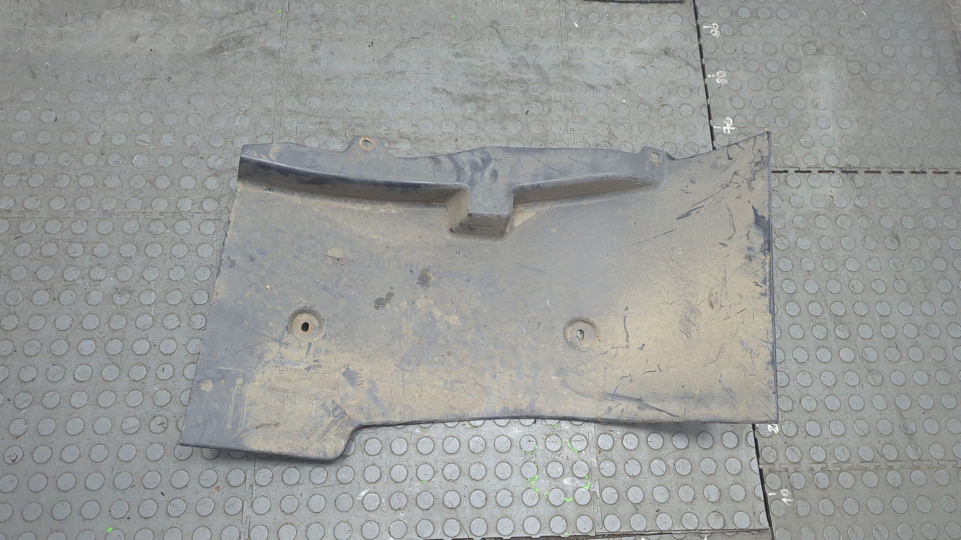 Локер передний левый