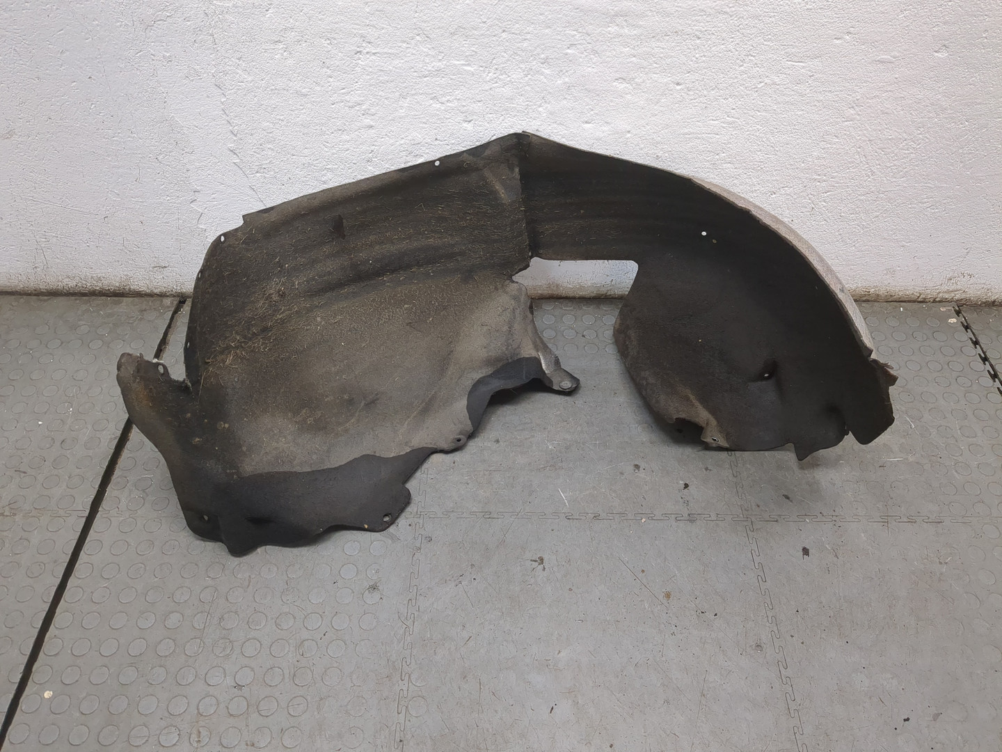 Локер передний правый