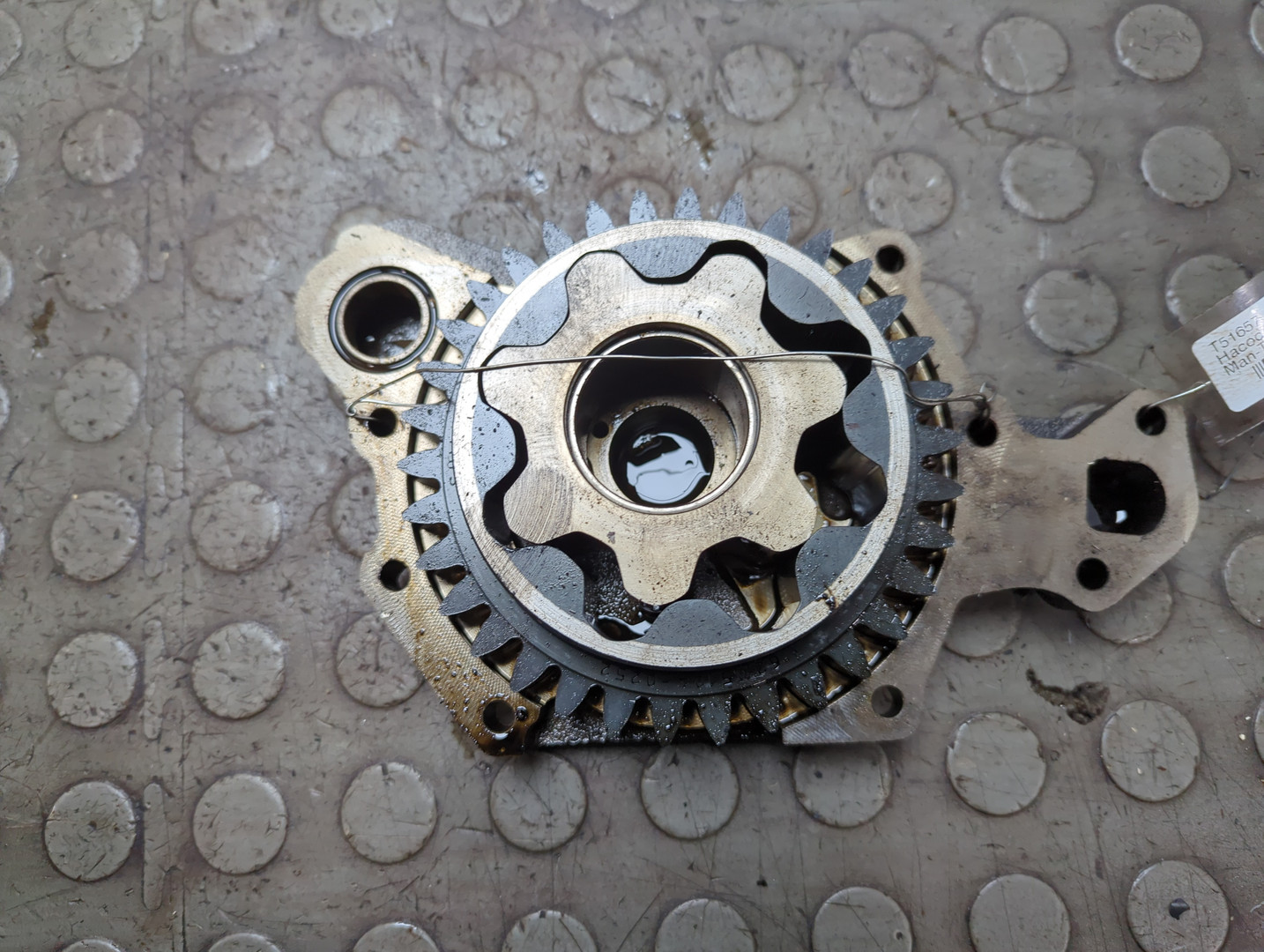 Насос масляный