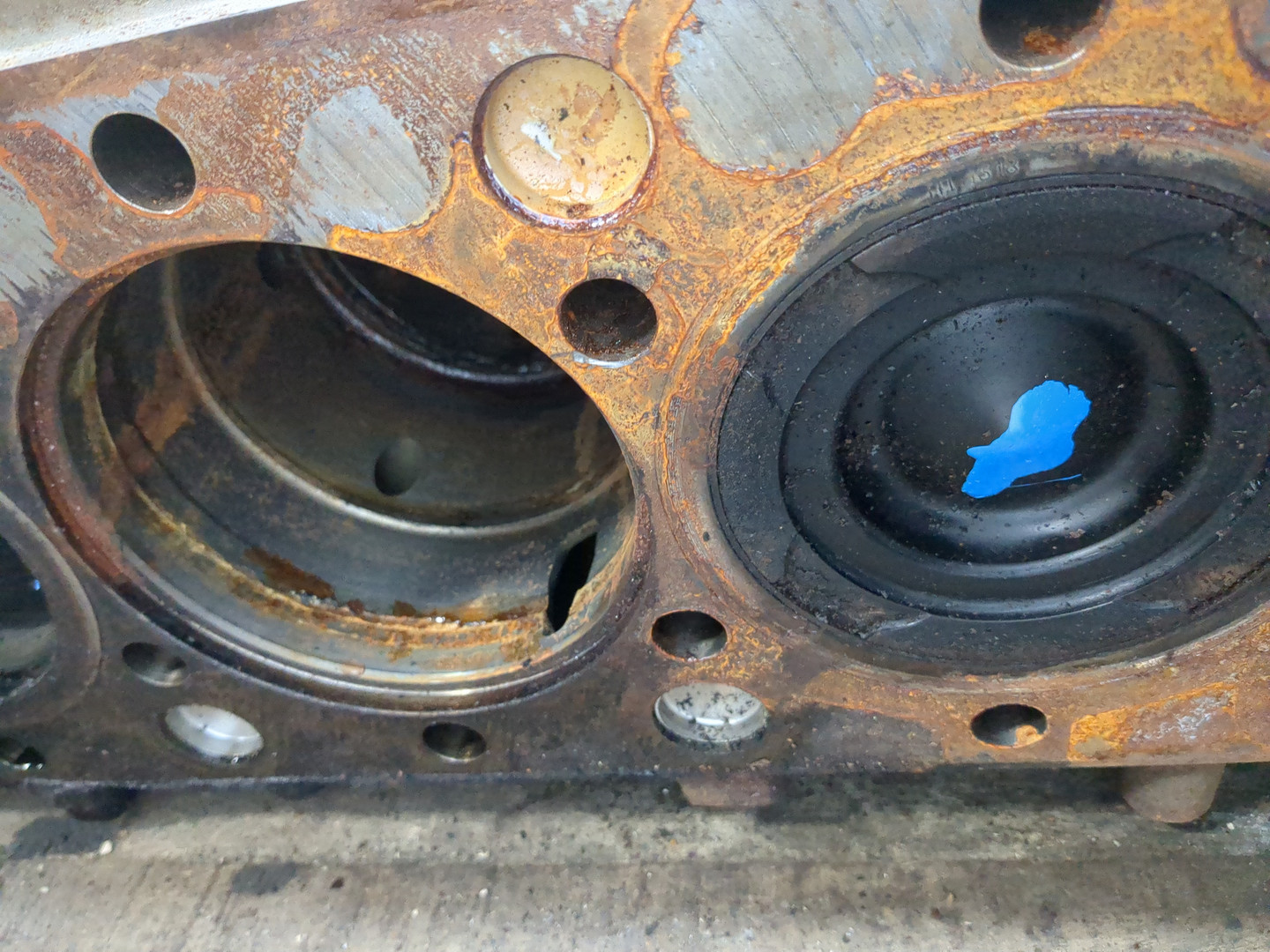 Блок двигателя