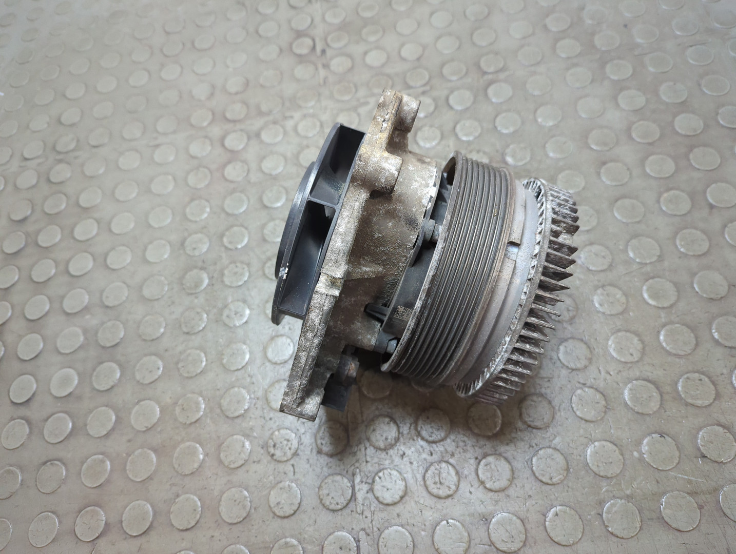 Насос водяной (помпа)