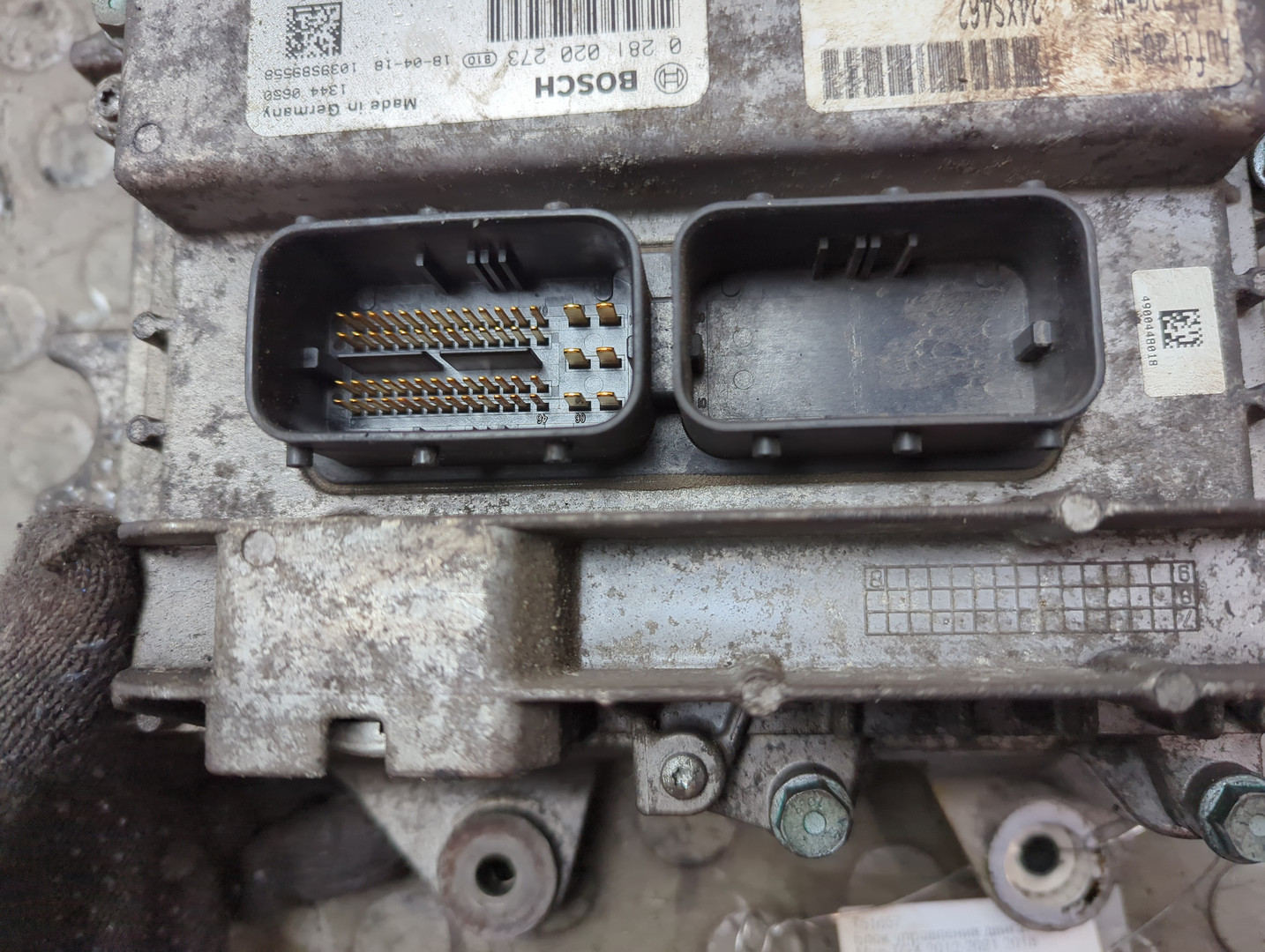 Блок управления двигателем