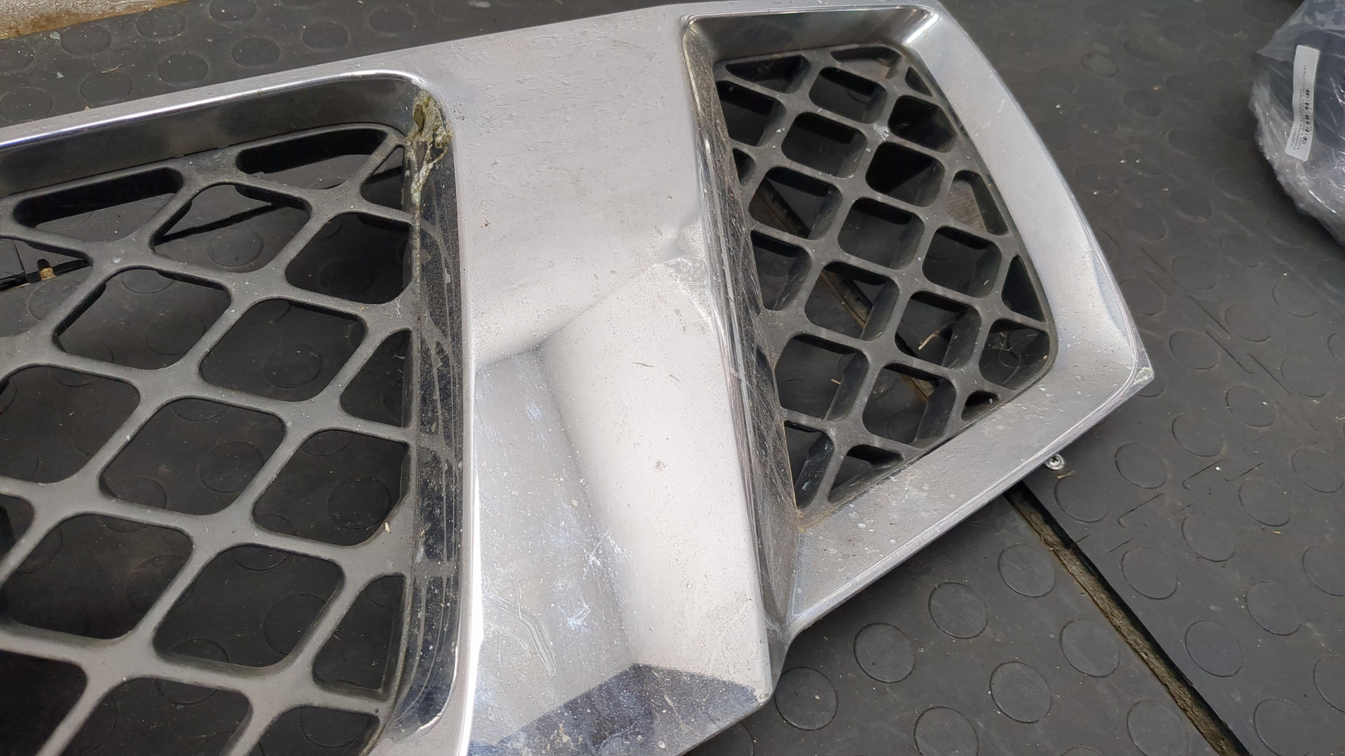 Решетка радиатора