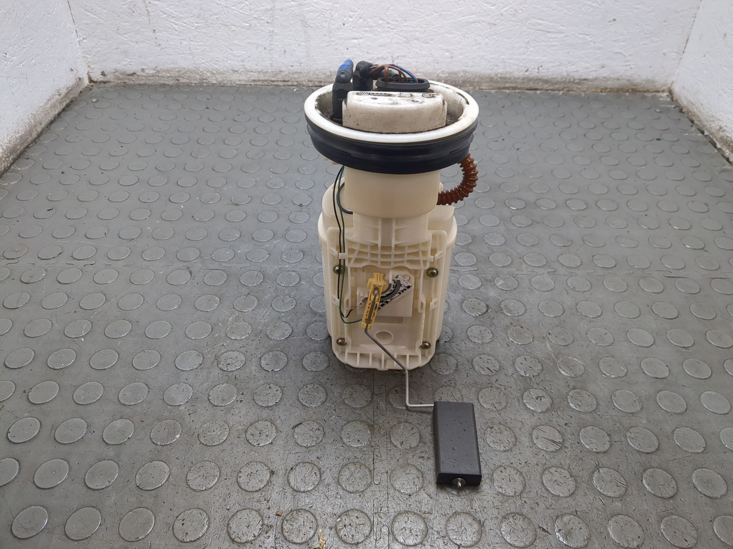 Насос топливный электрический