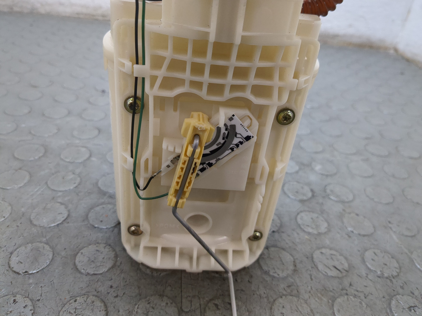 Насос топливный электрический