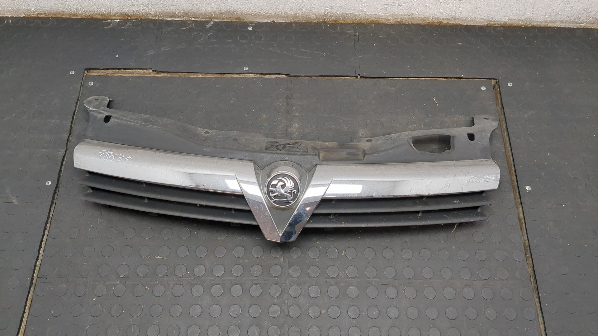 Решетка радиатора