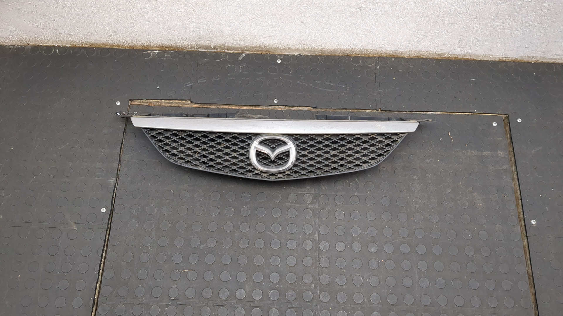 Решетка радиатора