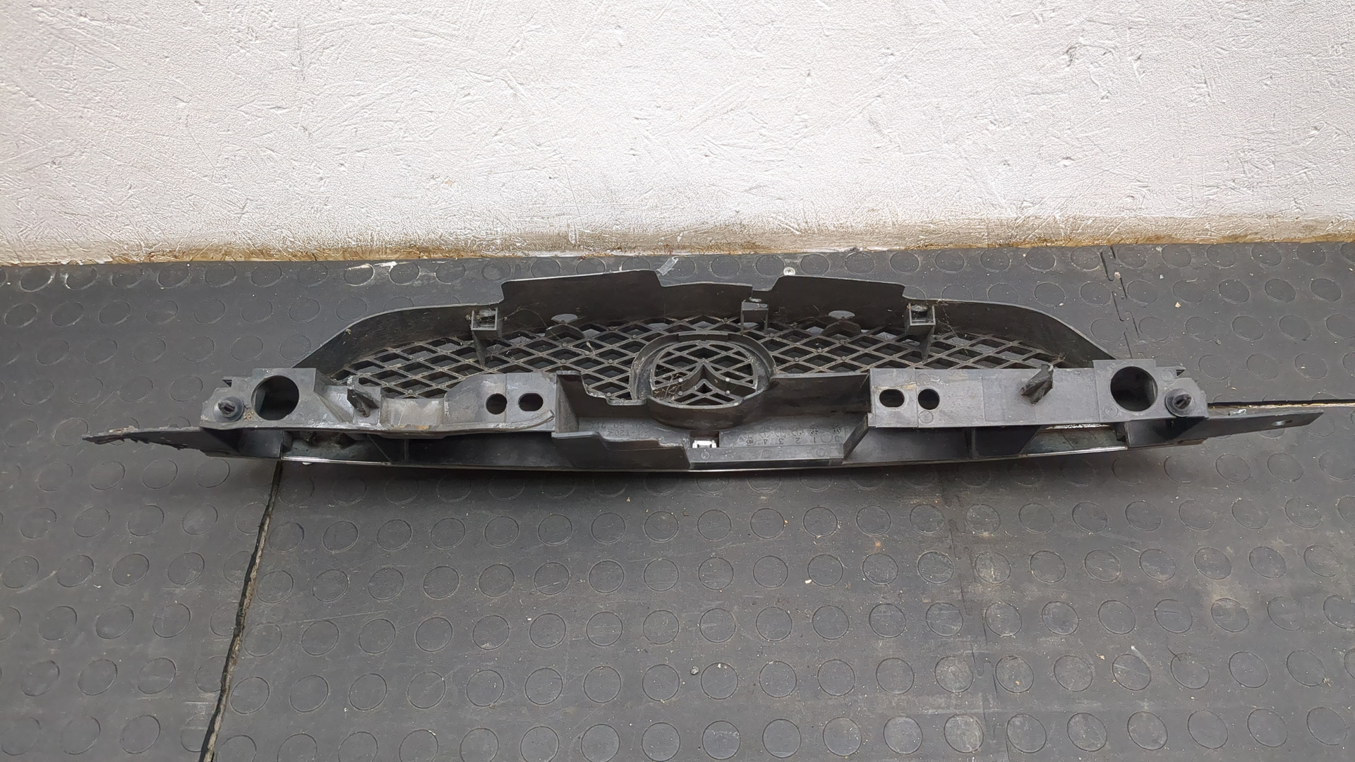 Решетка радиатора