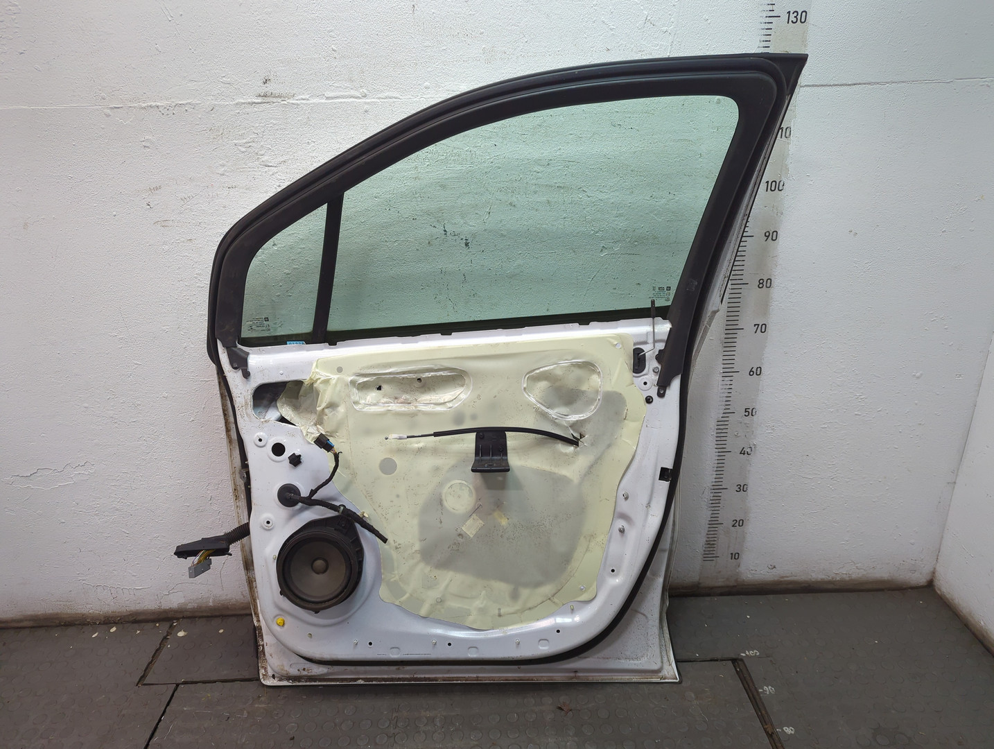 Дверь передняя правая