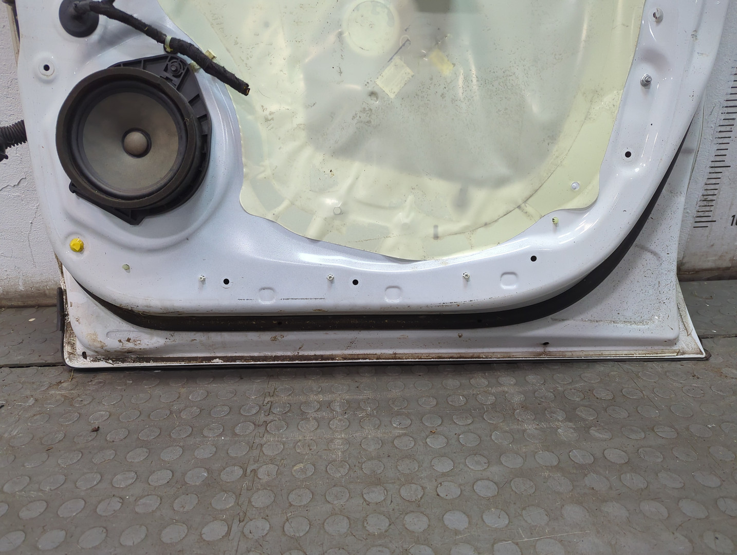 Дверь передняя правая