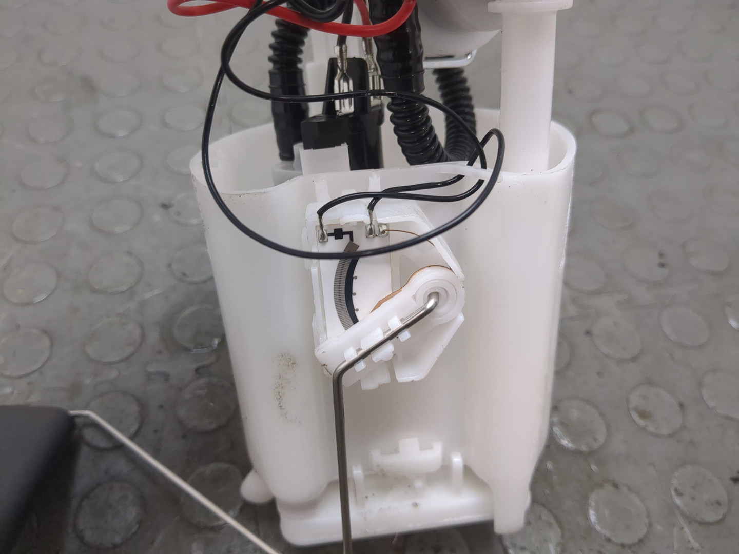 Насос топливный электрический