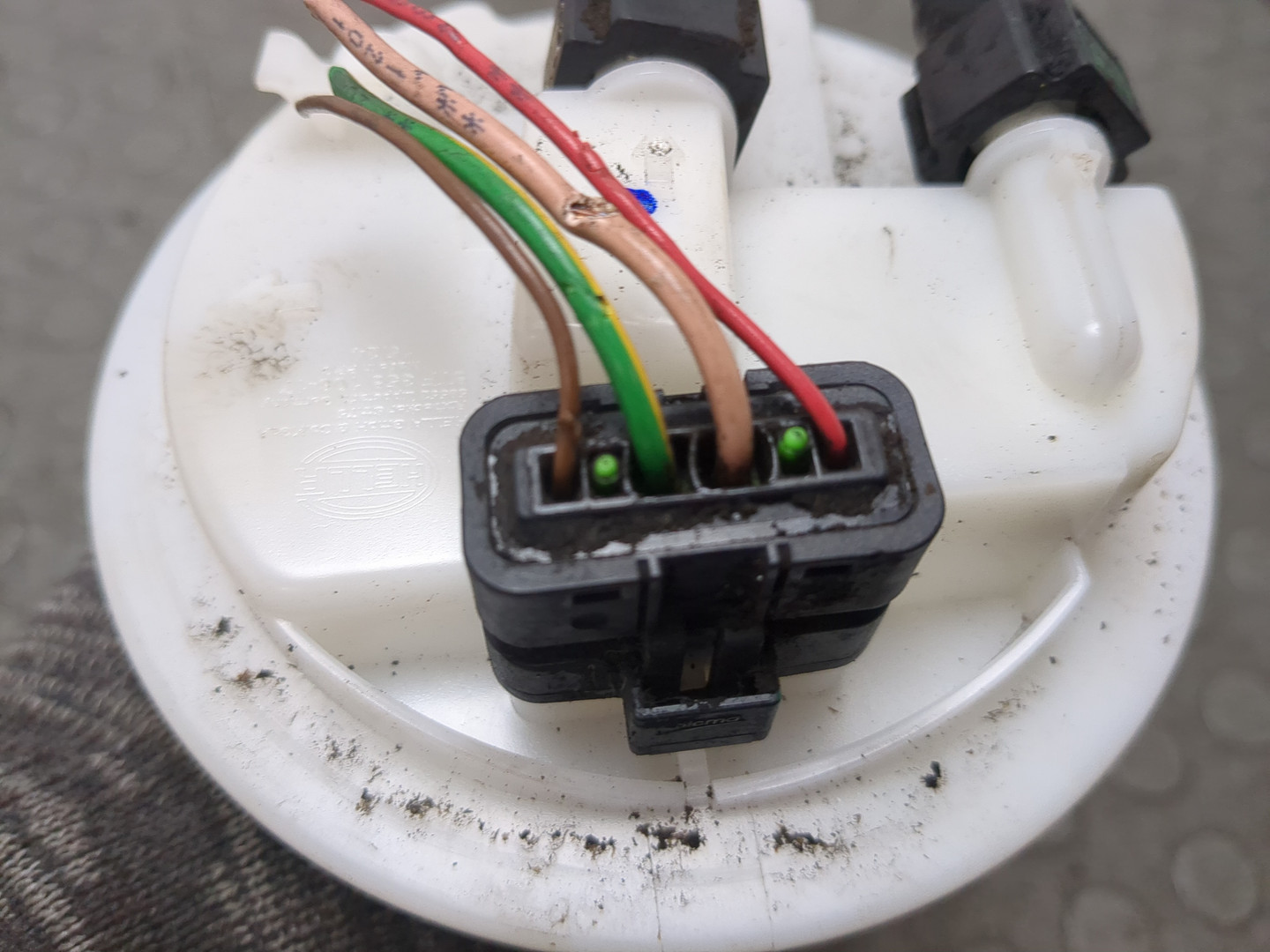 Насос топливный электрический