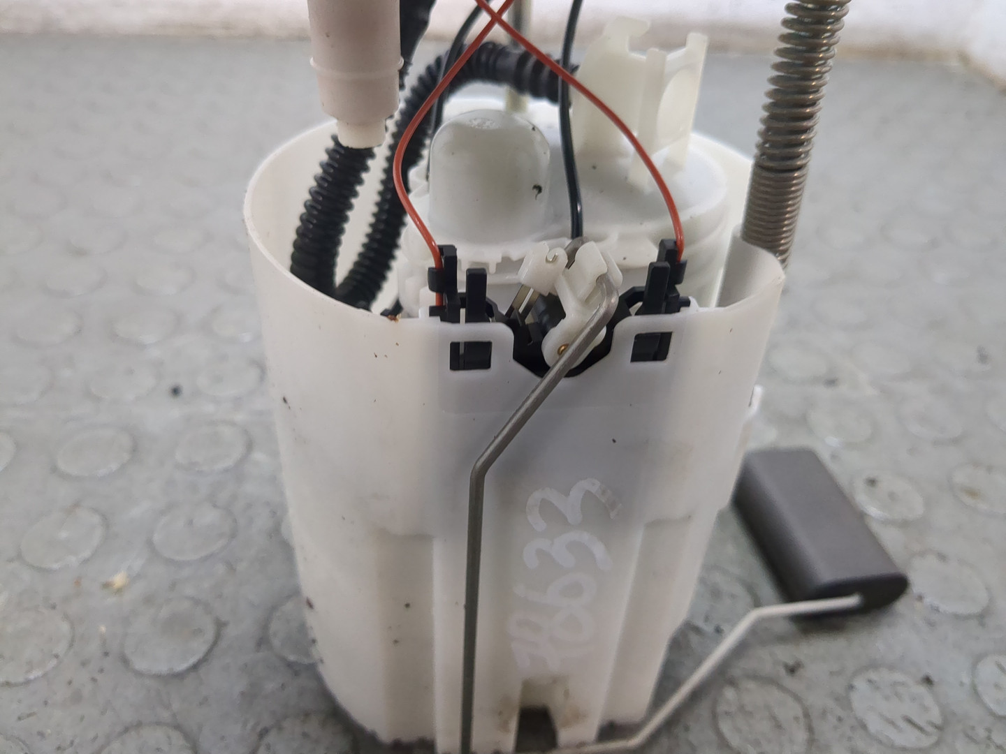 Насос топливный электрический