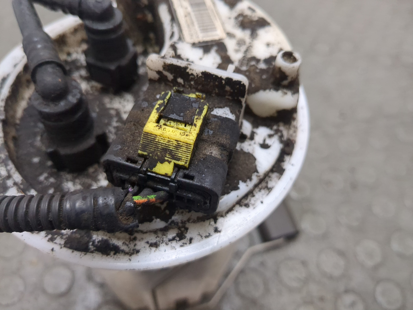 Насос топливный электрический