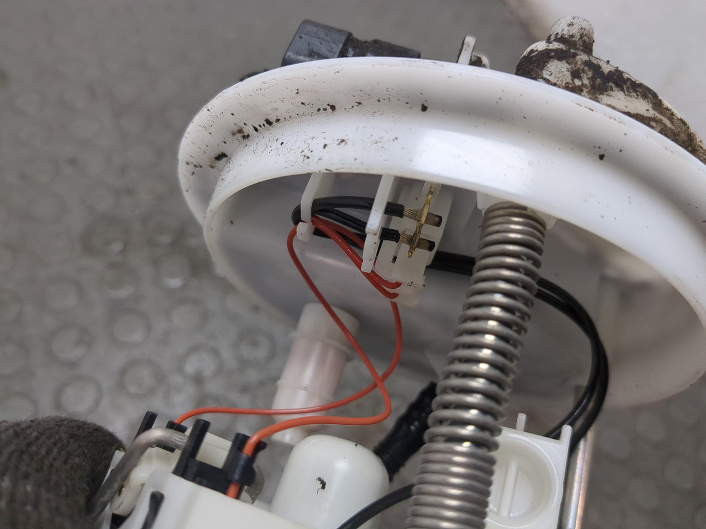 Насос топливный электрический