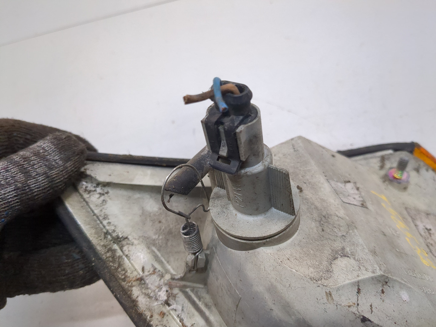 Повторитель на крыло левый