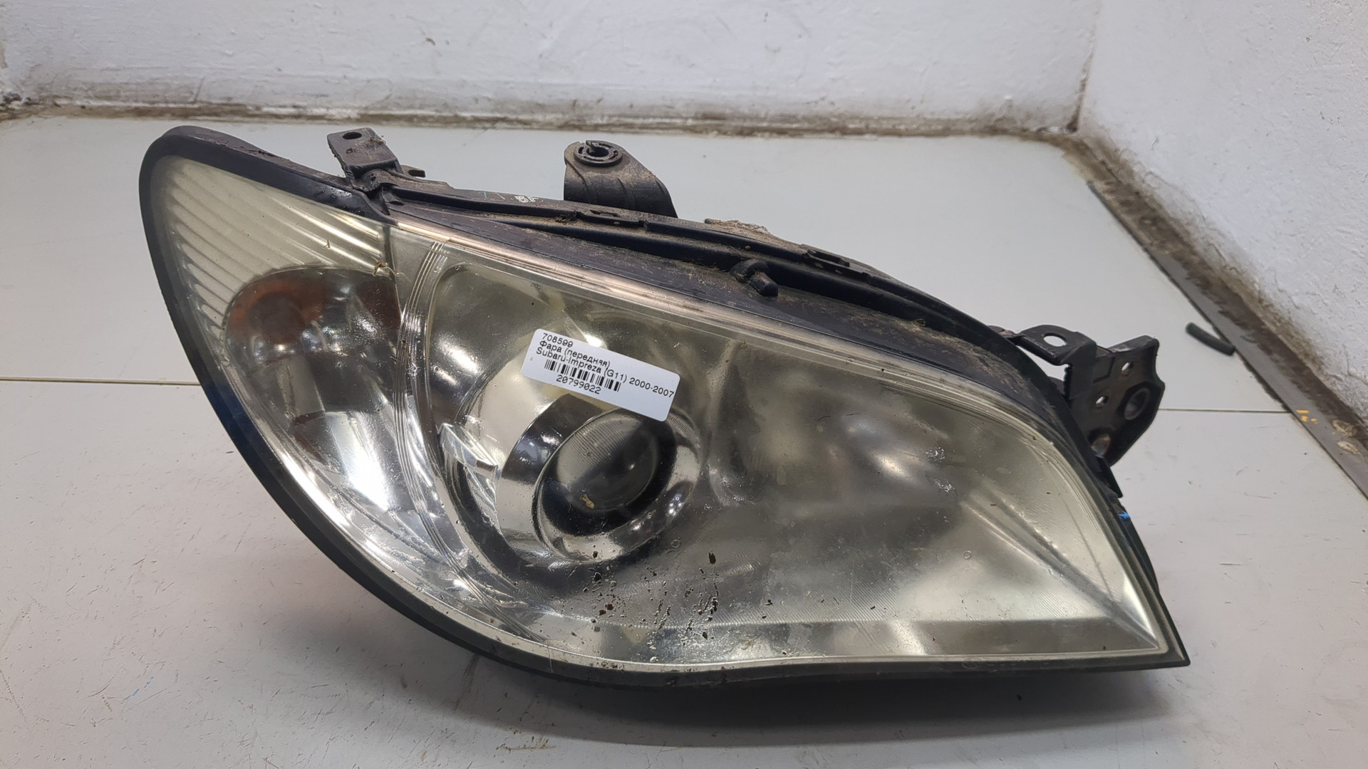 Фара левая