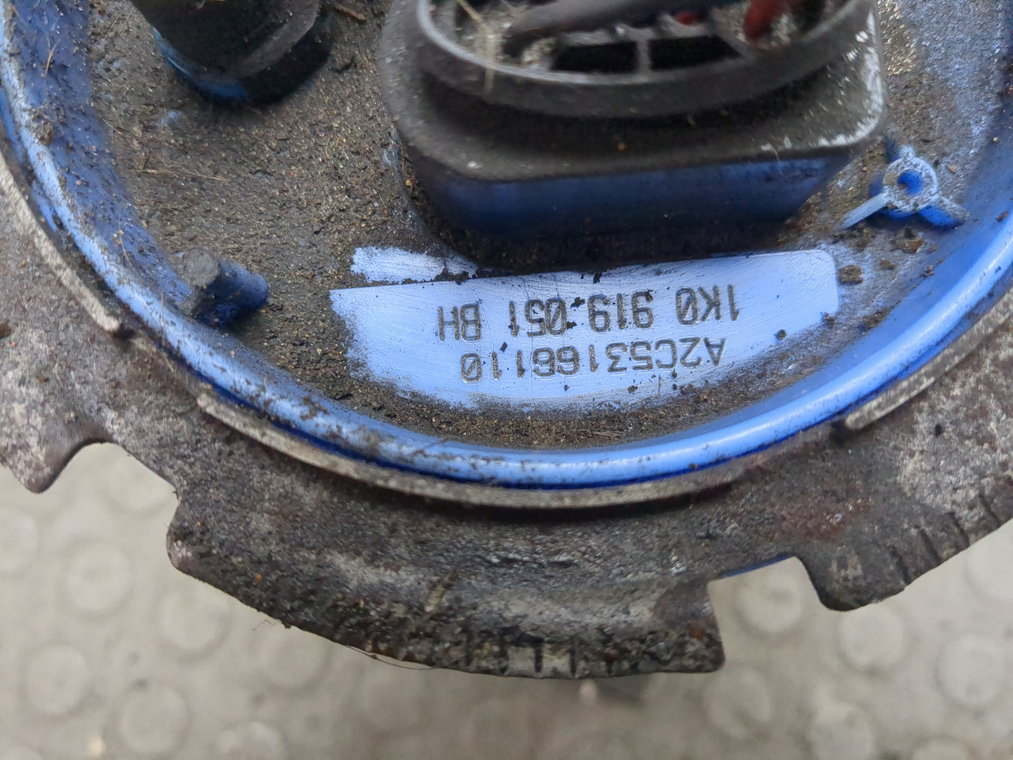 Насос топливный электрический