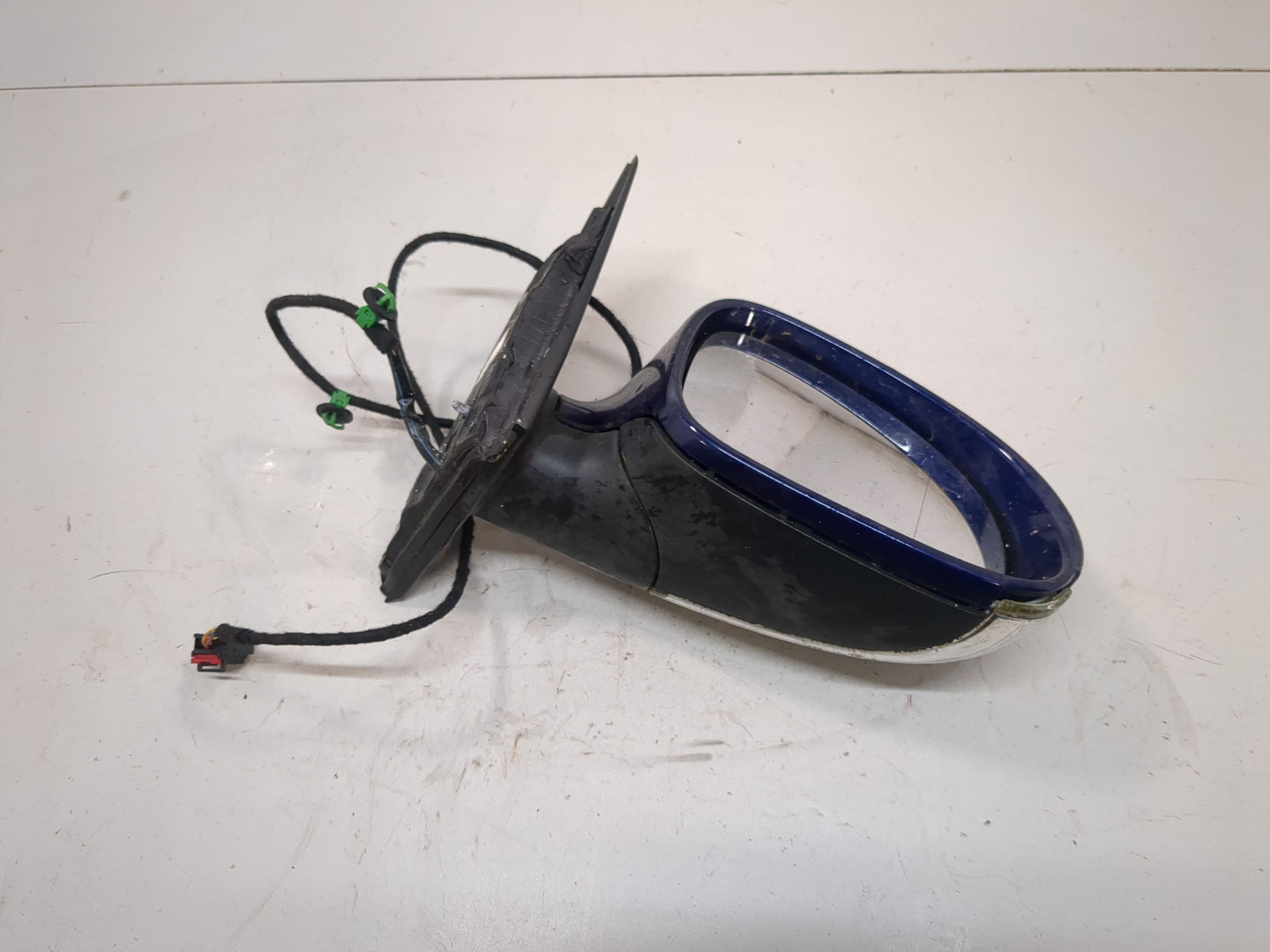 Зеркало правое электрическое