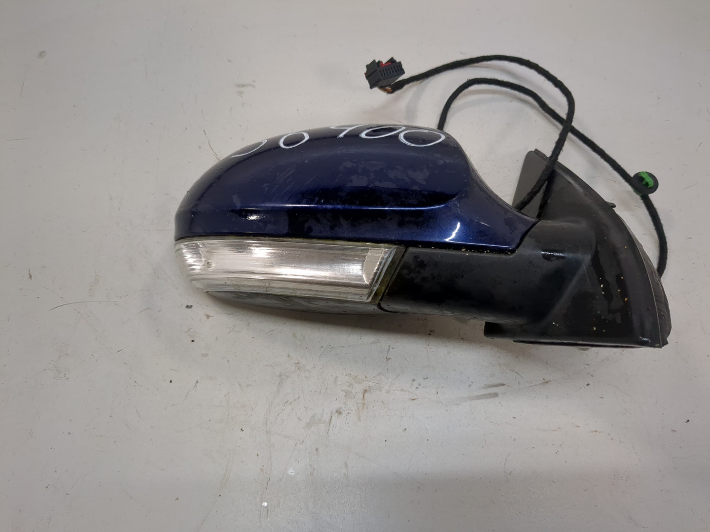 Зеркало правое электрическое