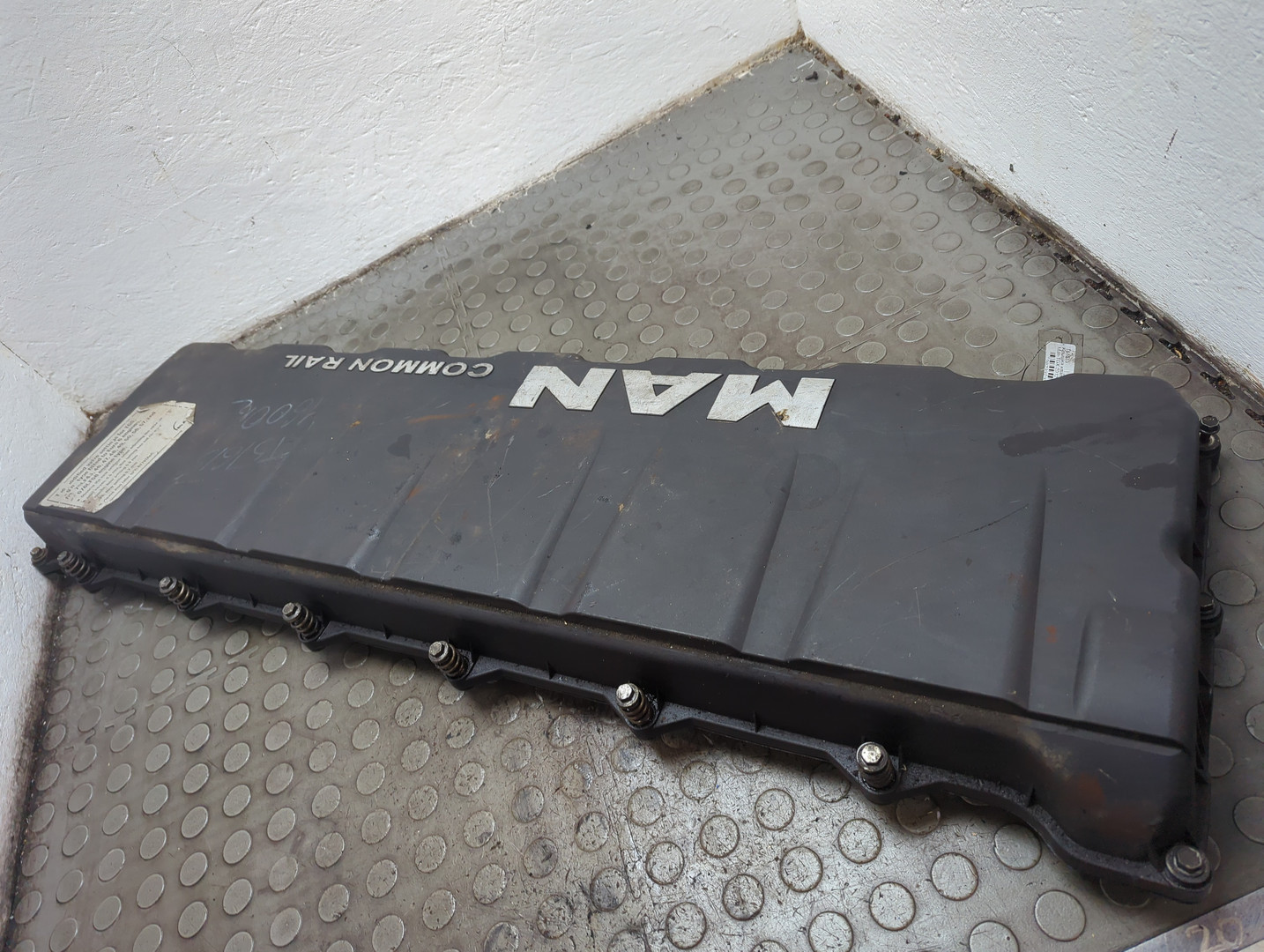 Крышка клапанная ГБЦ