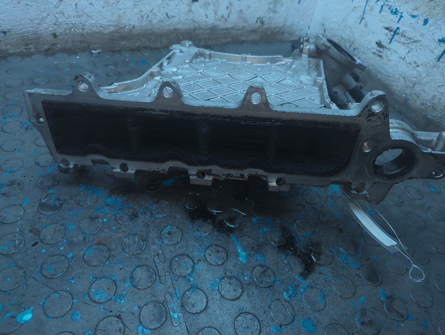 Коллектор впускной