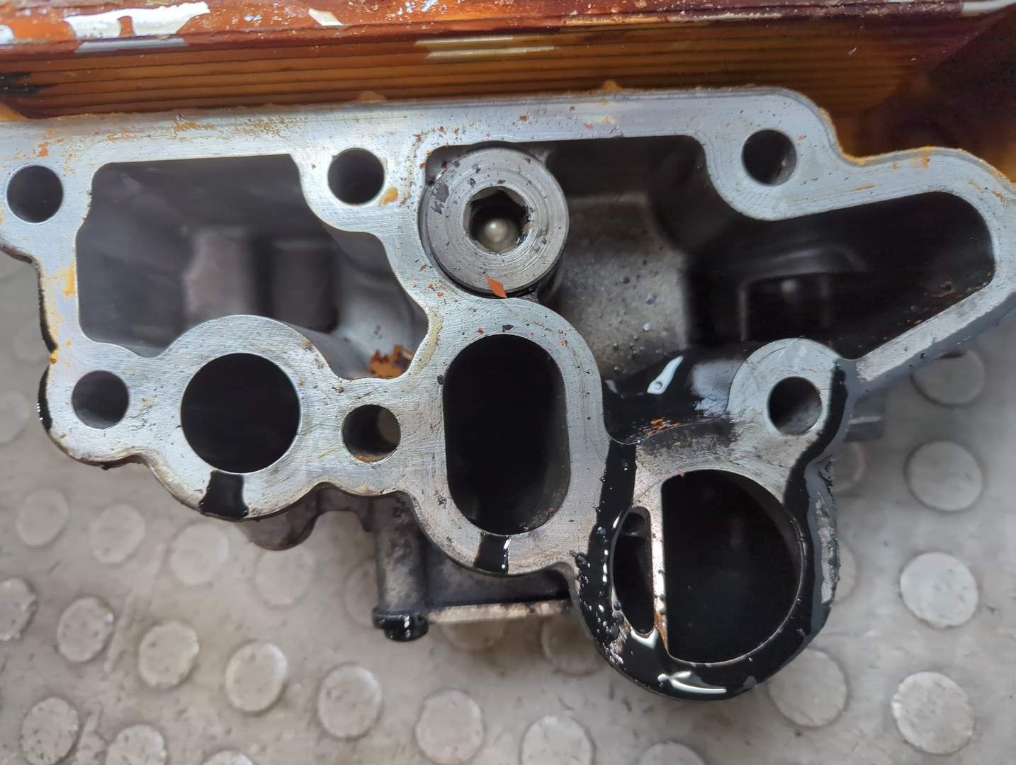 Корпус масляного фильтра