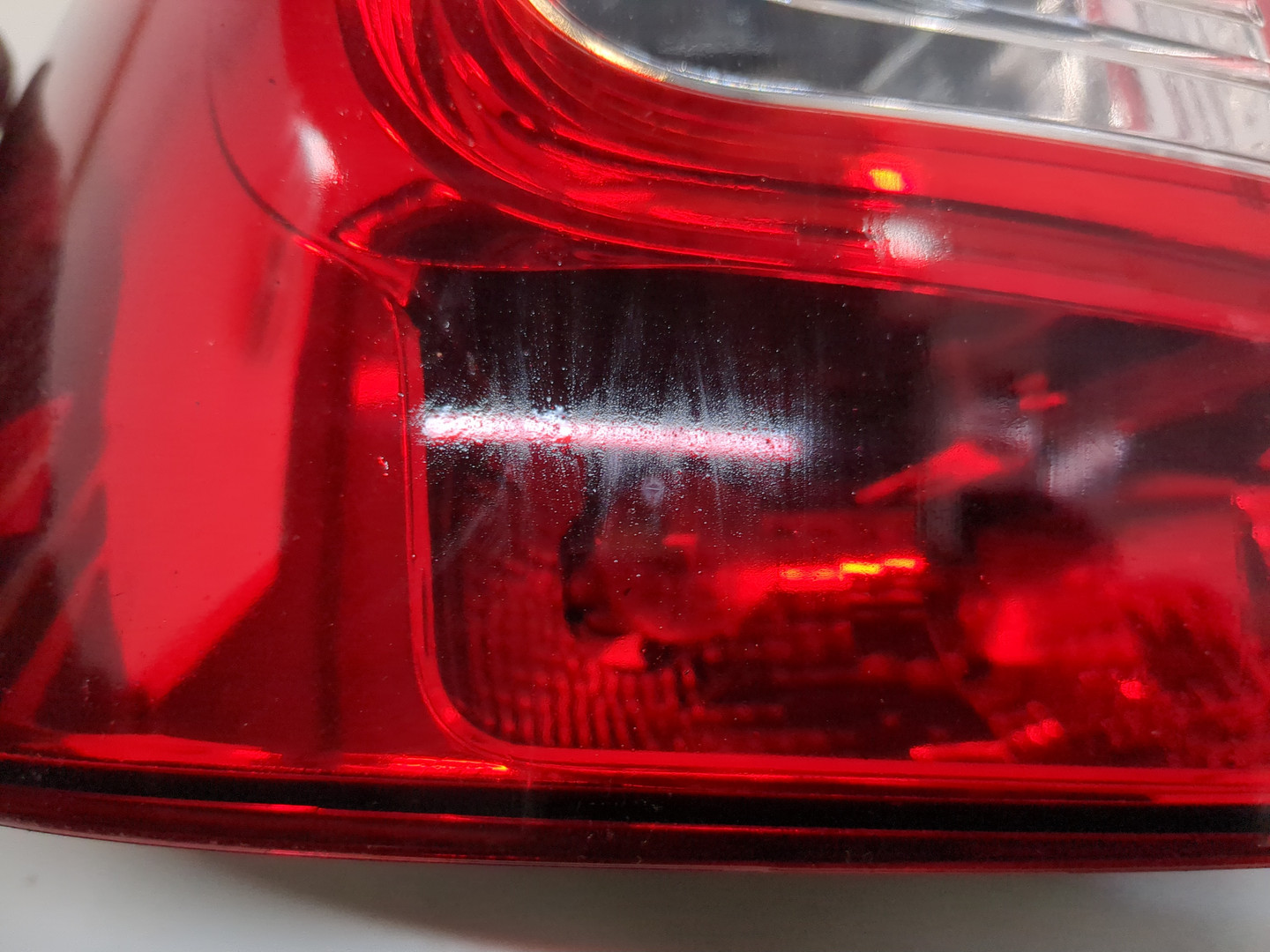 Фонарь задний левый