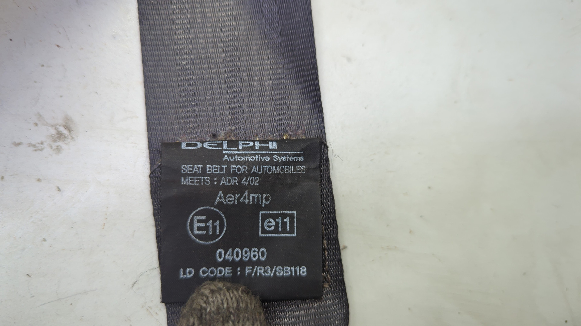 Ремень безопасности