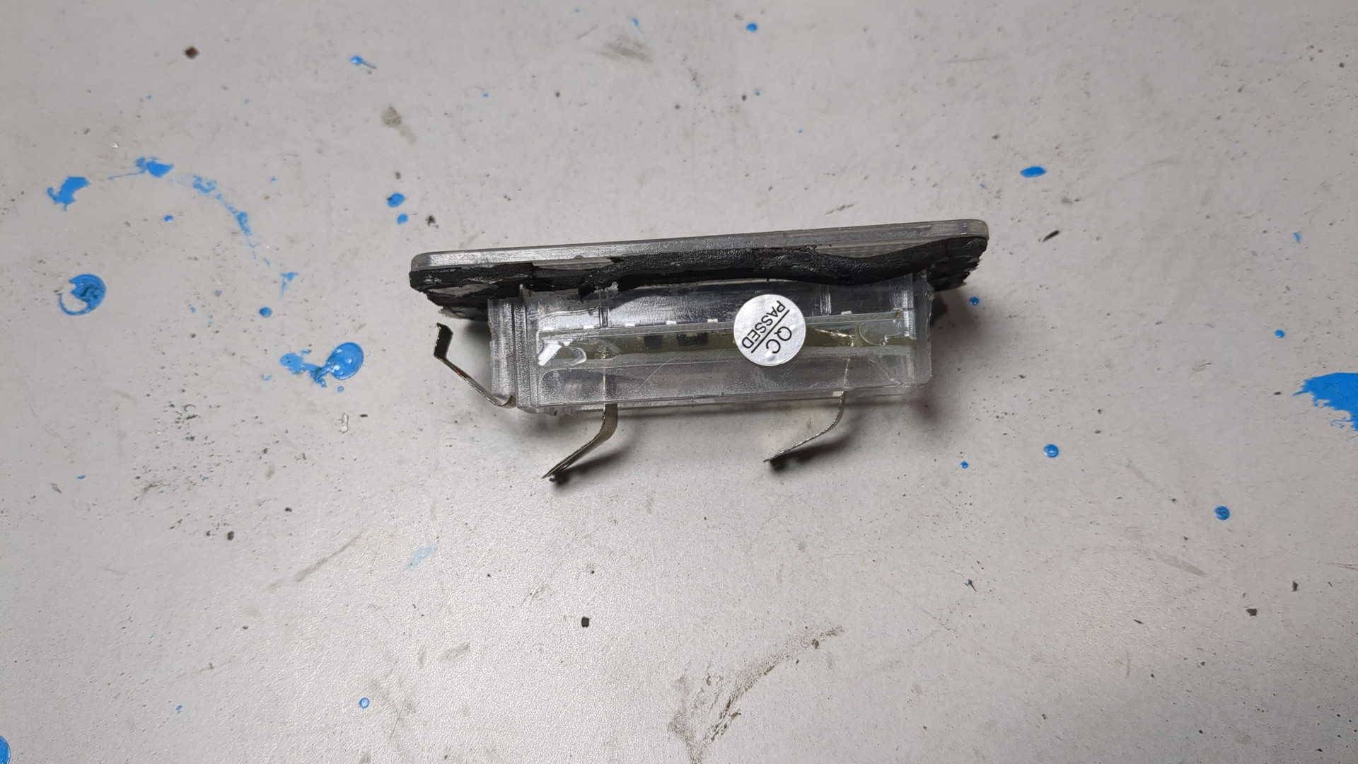 Фонарь подсветки номера