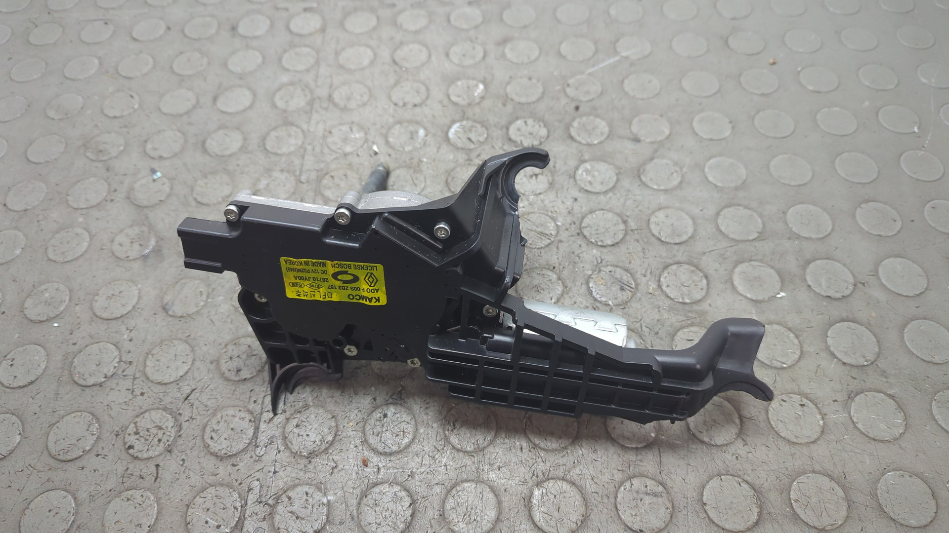 Моторчик стеклоочистителя задний