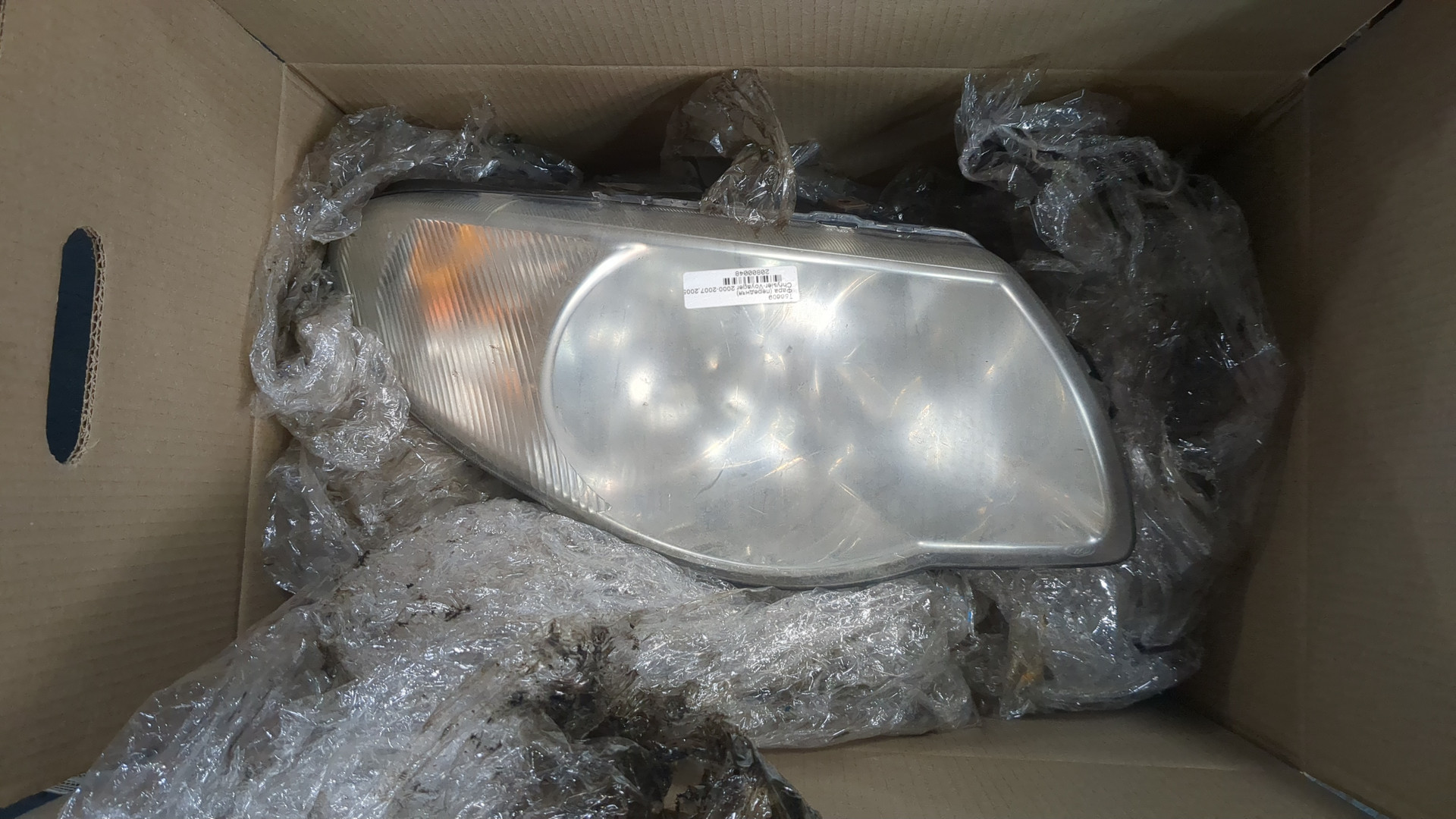 Фара правая