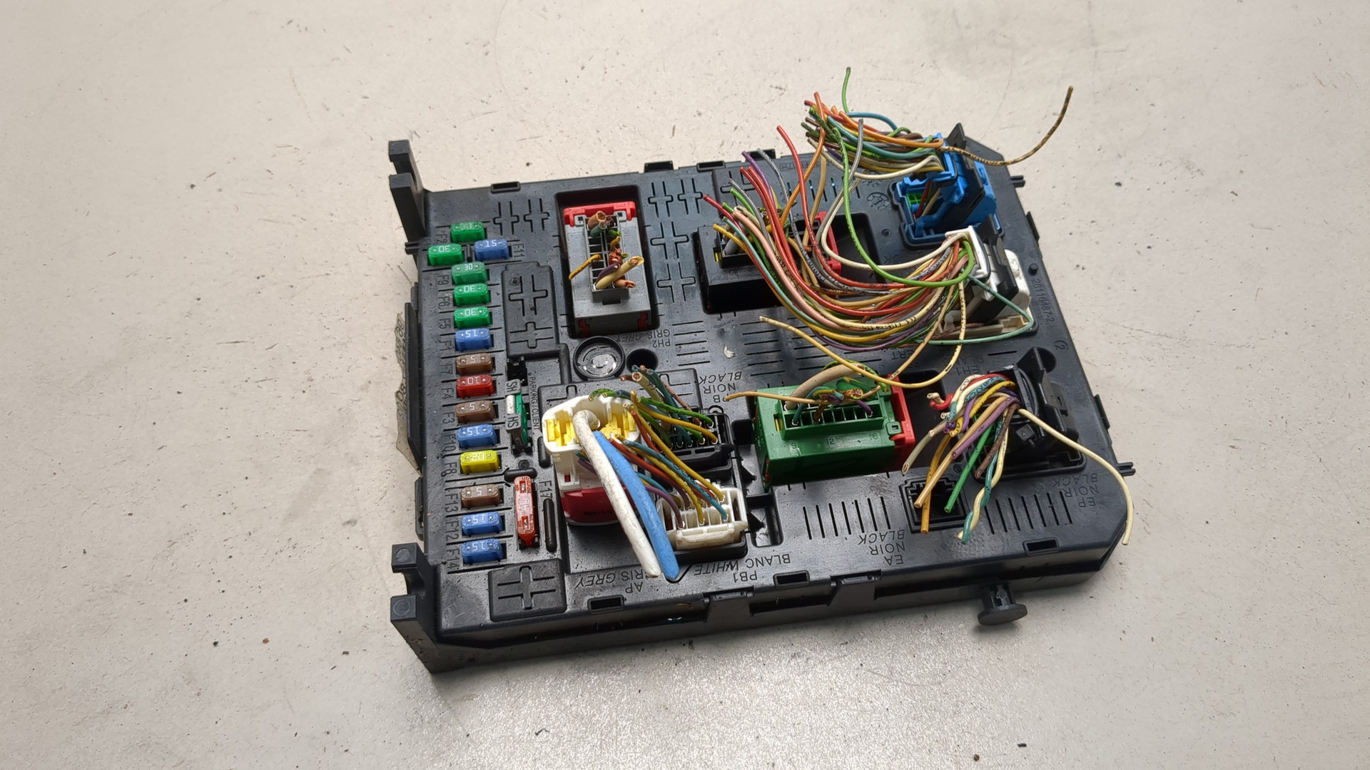 Блок предохранителей