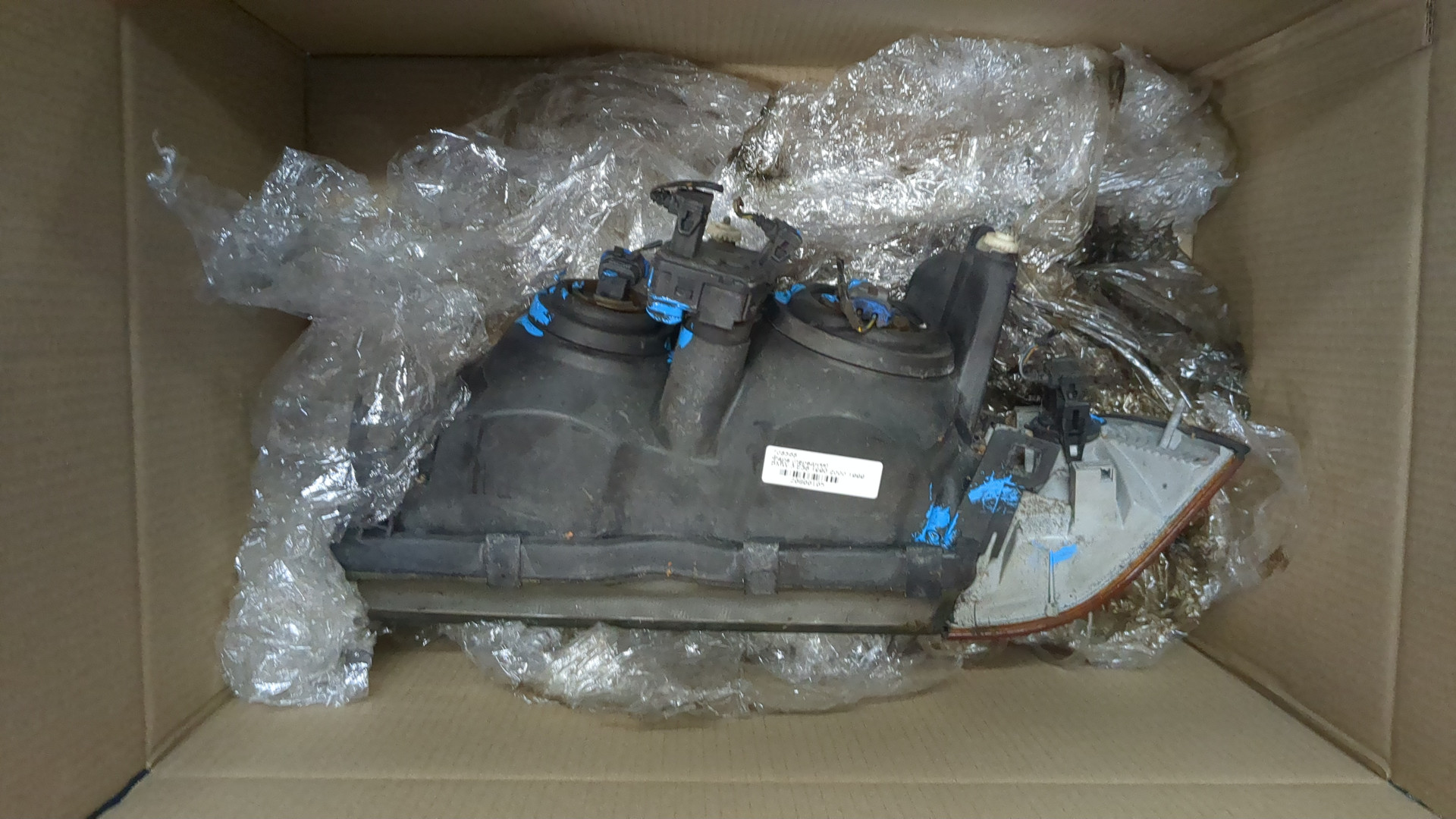 Фара правая