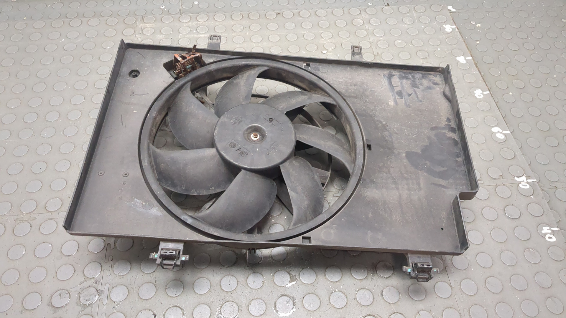 Вентилятор радиатора