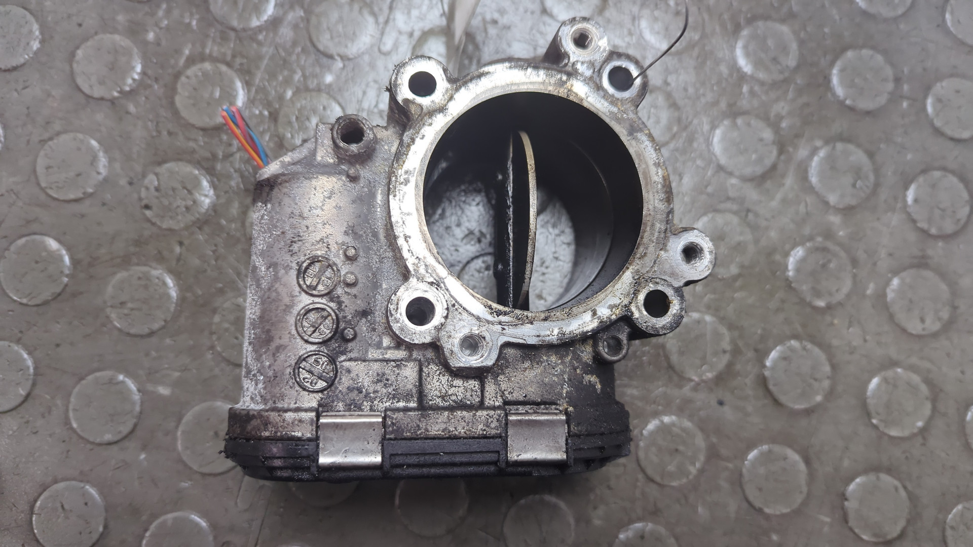 Заслонка дроссельная электрическая