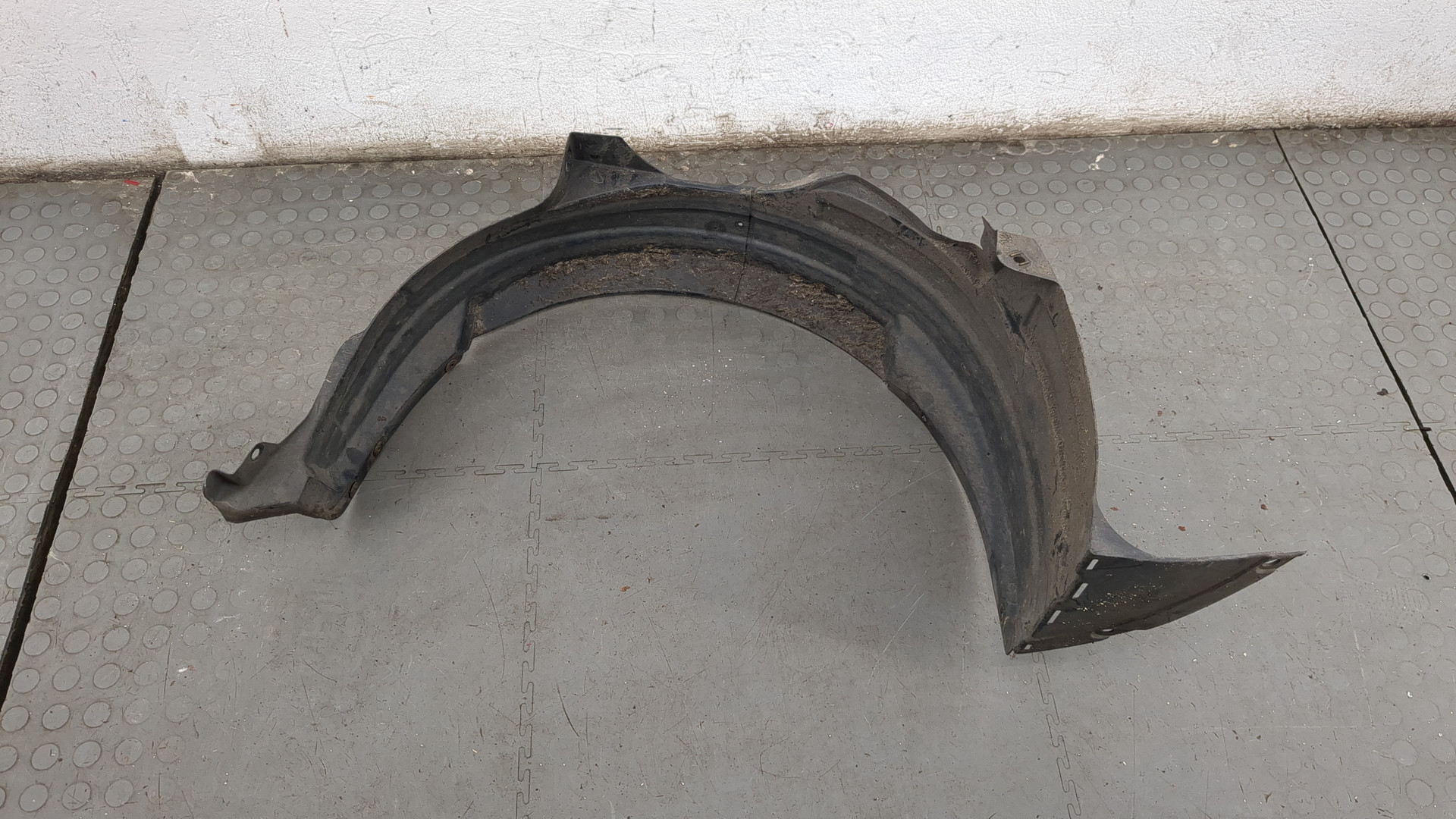 Локер передний левый