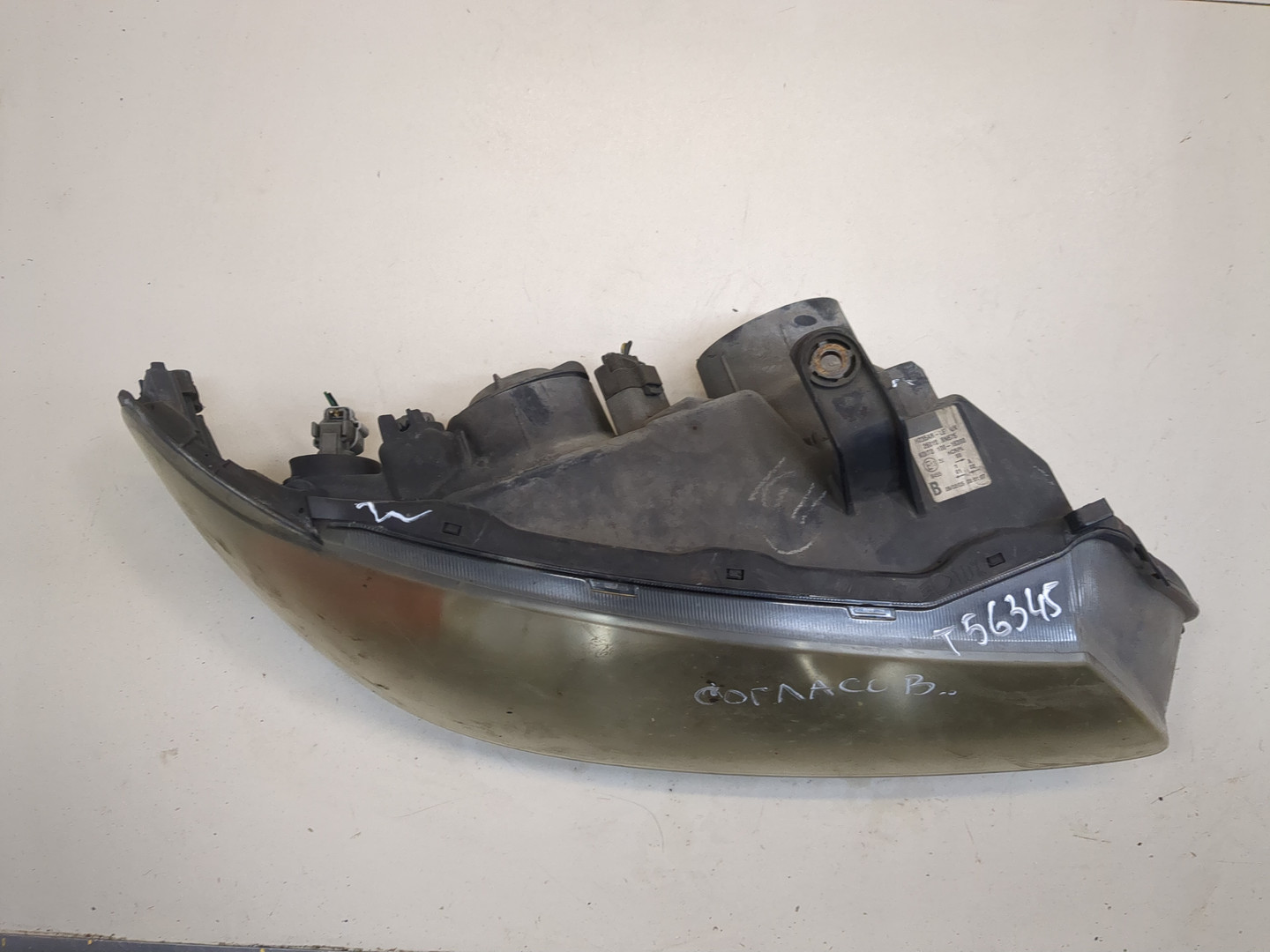 Фара правая