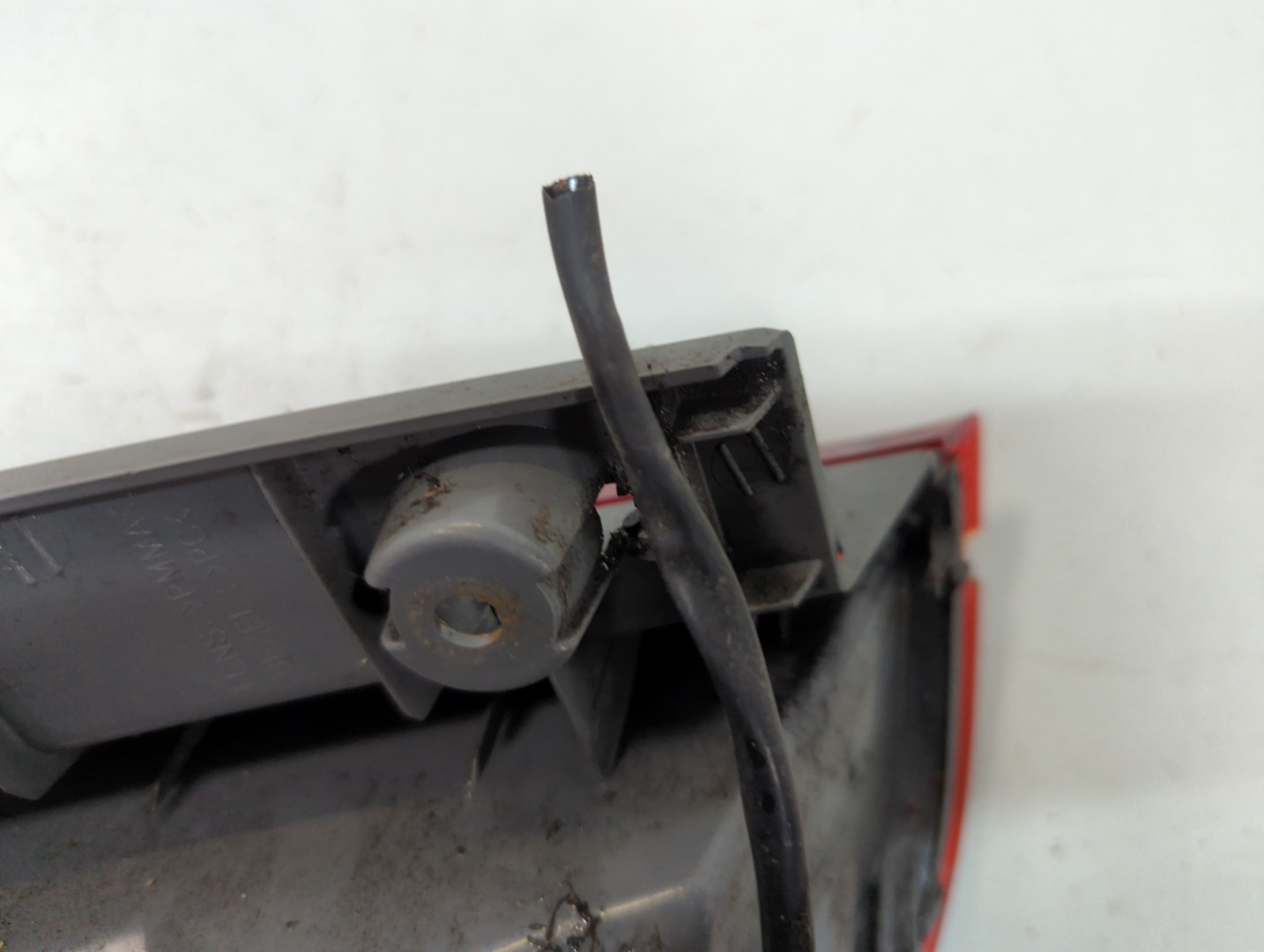 Фонарь задний правый