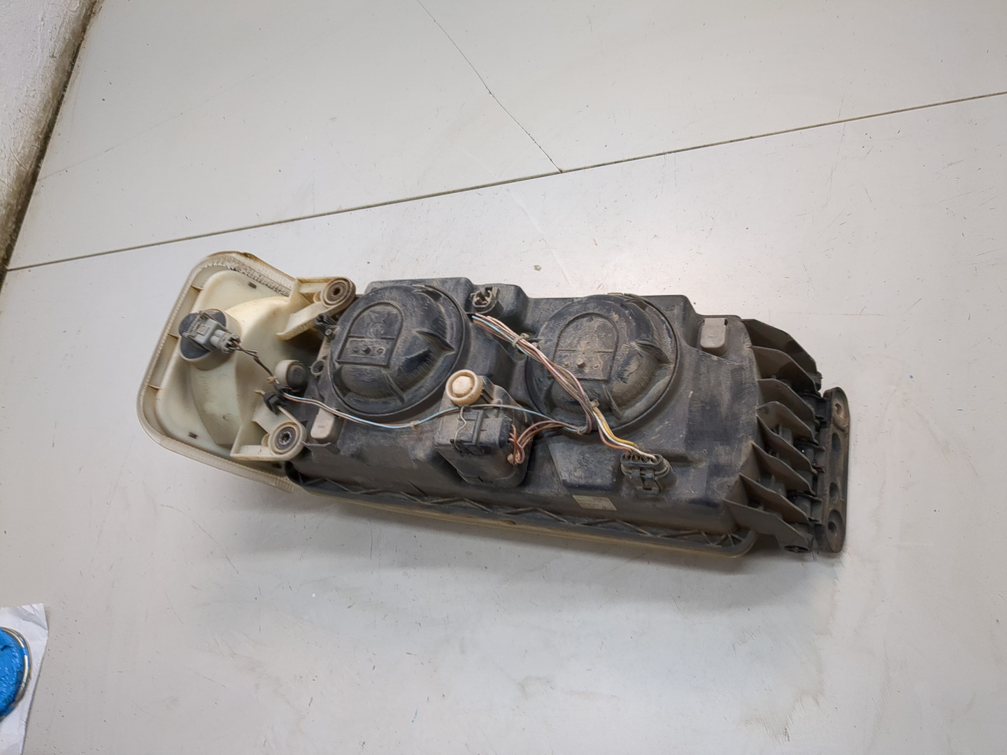 Фара правая