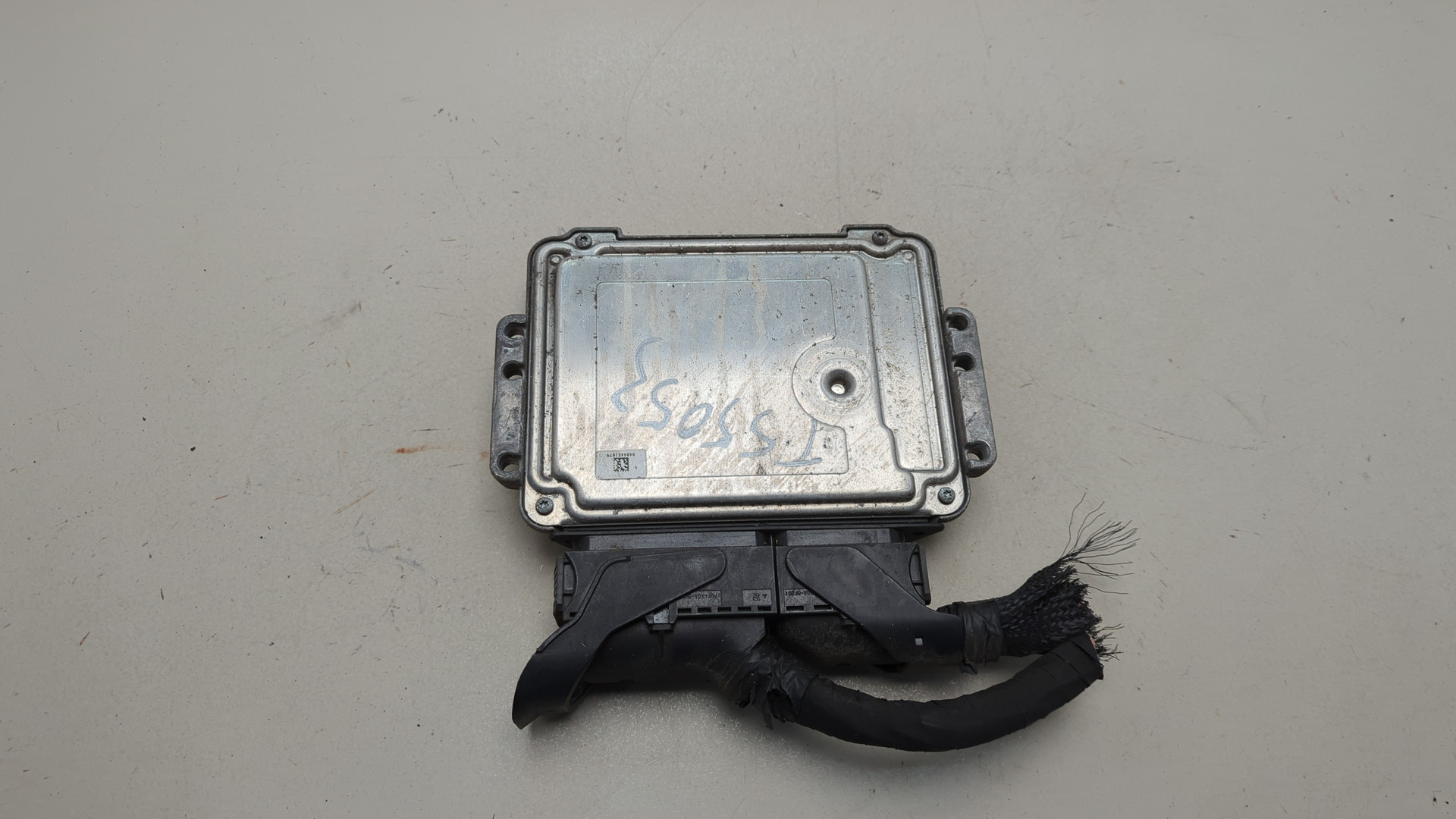 Блок управления двигателем