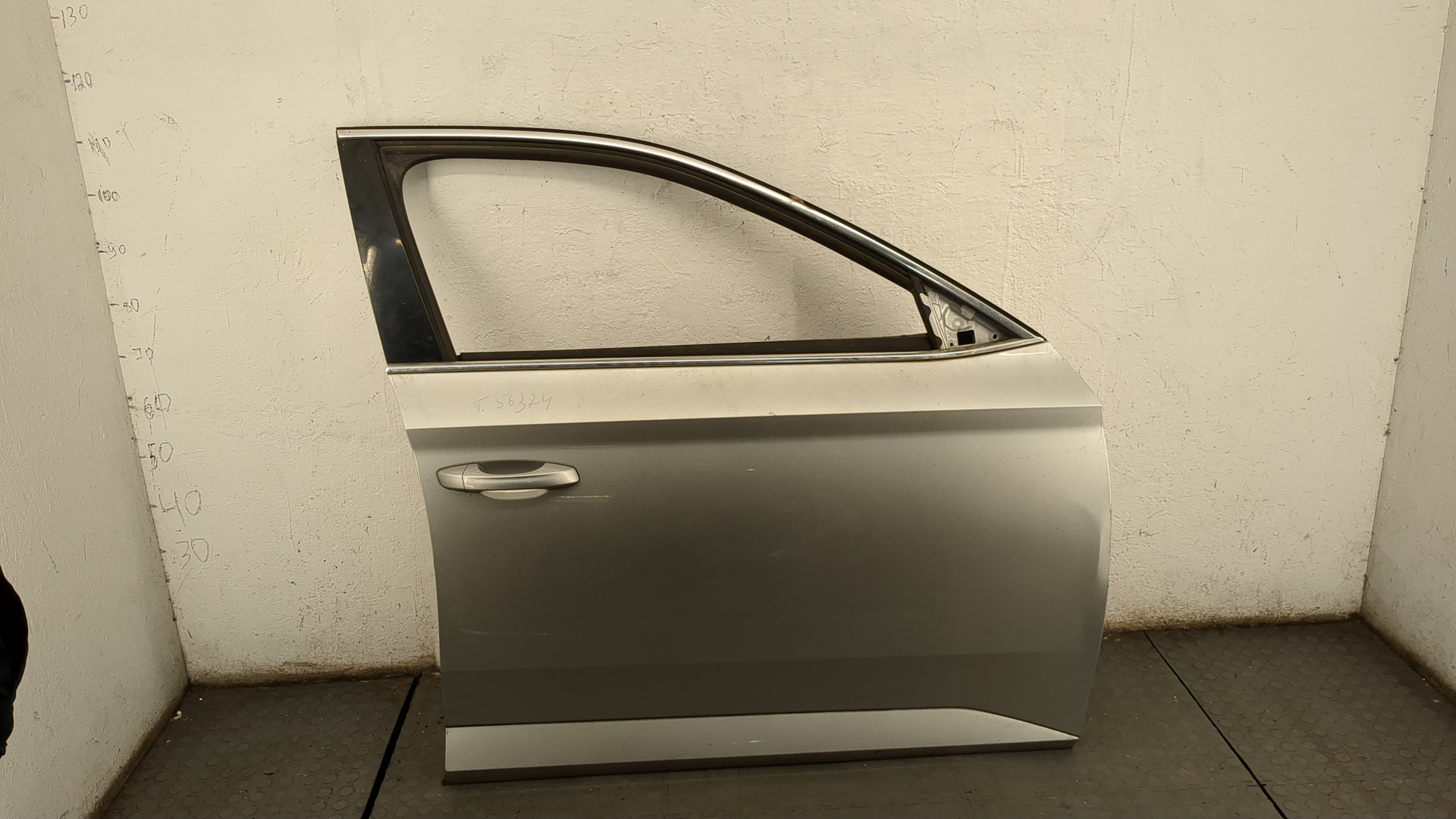 Дверь передняя правая