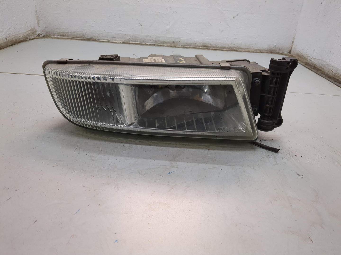 Фара противотуманная правая